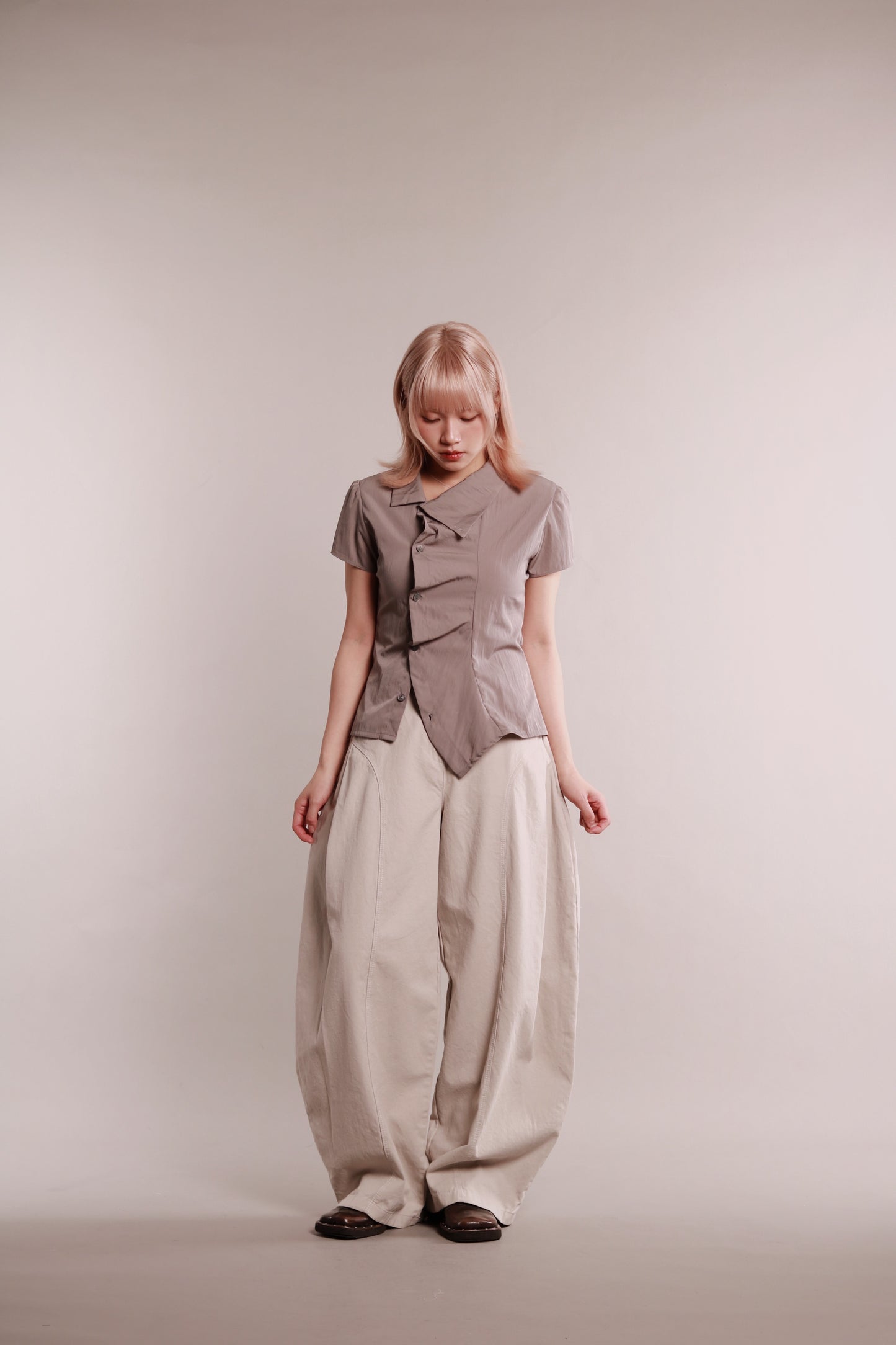 Gentle Pleat Shirt (Grey)