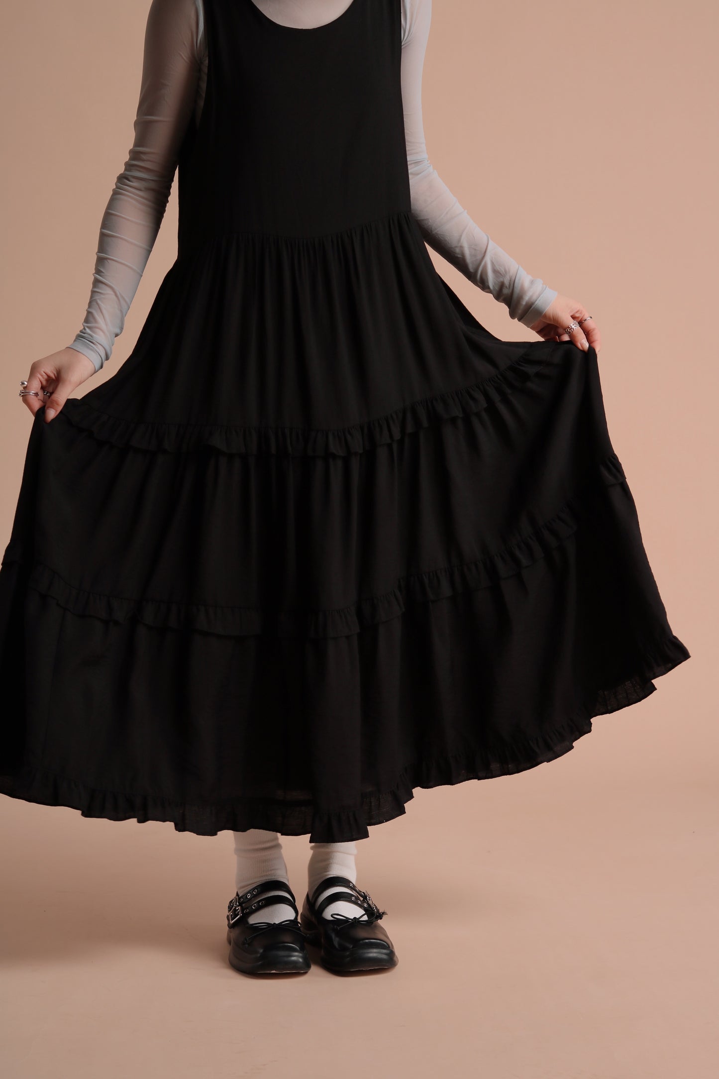 Alva Ruffle Dress (Black)