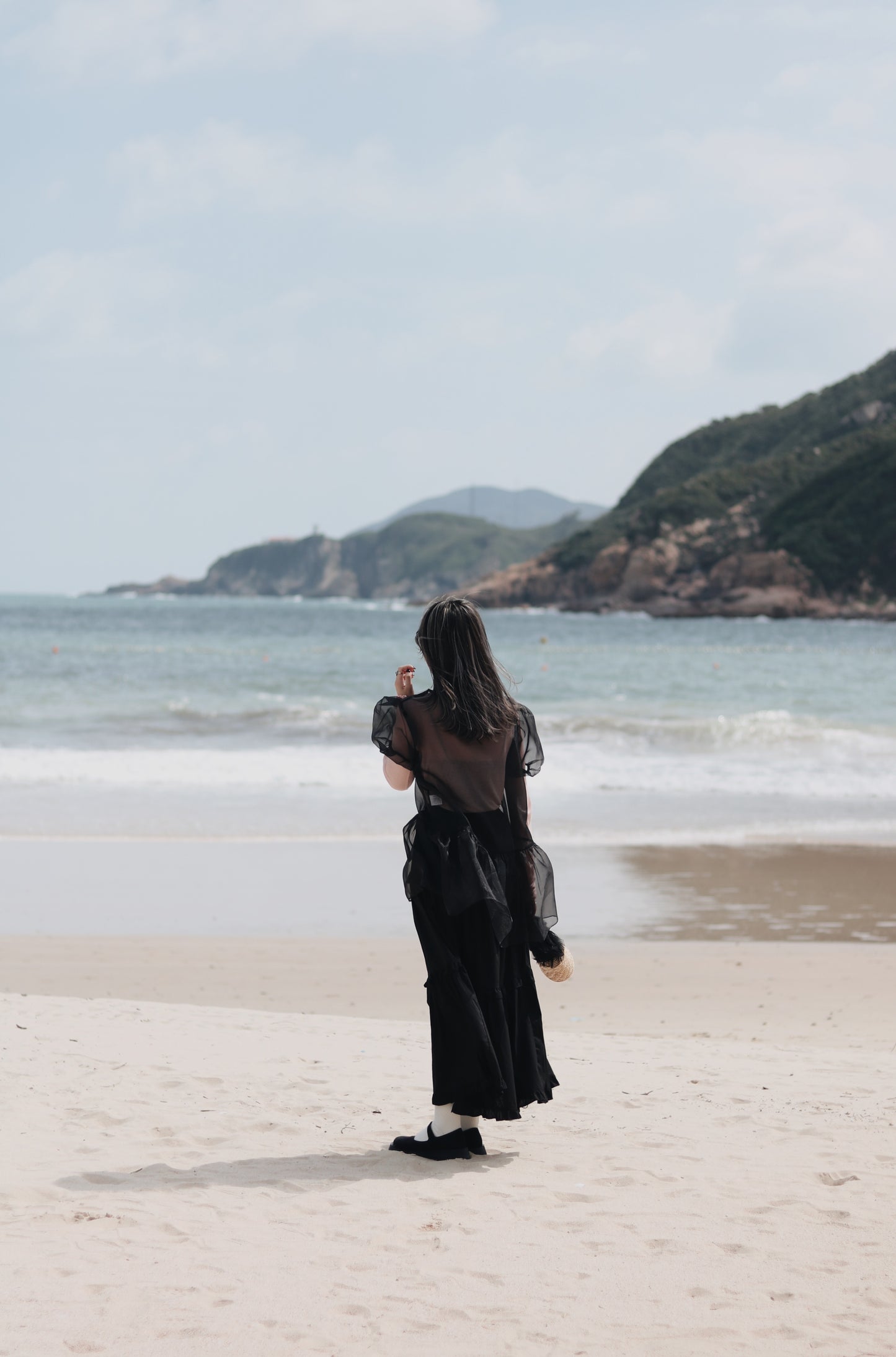 Doll Puff Sleeve Blouse (Black)