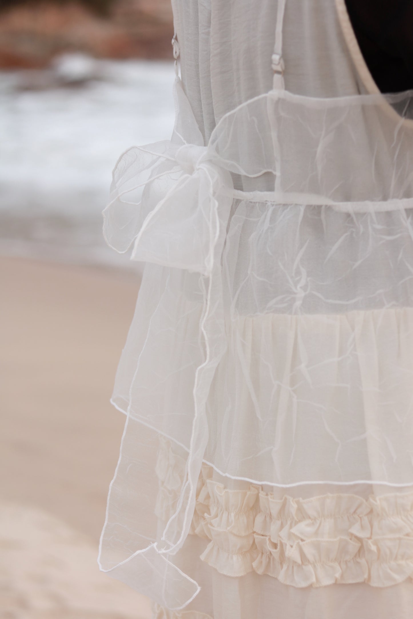 Doll Ribbon Sleeveless Top (White)