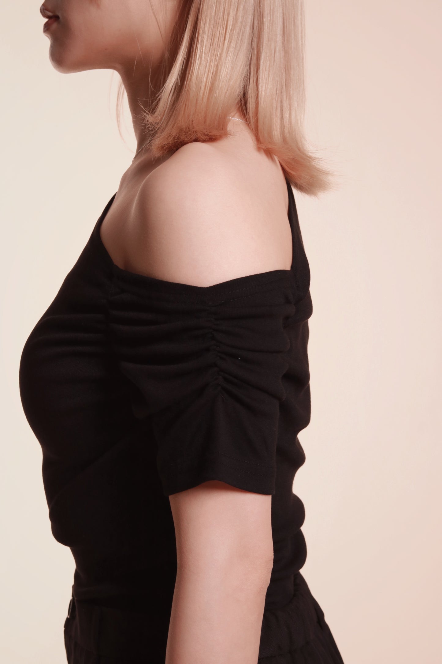 Asymmetry Top (Black)