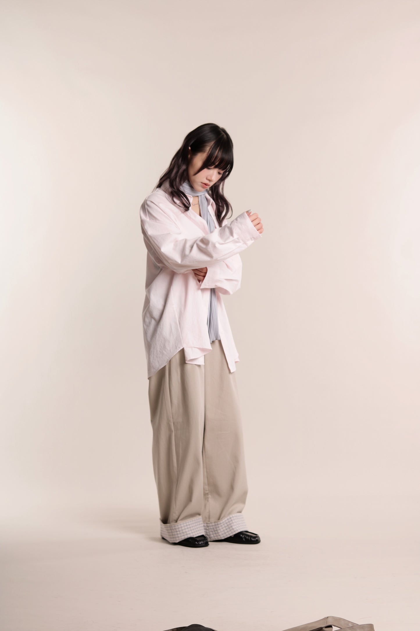 Check Detail Pleated Pants (Beige)