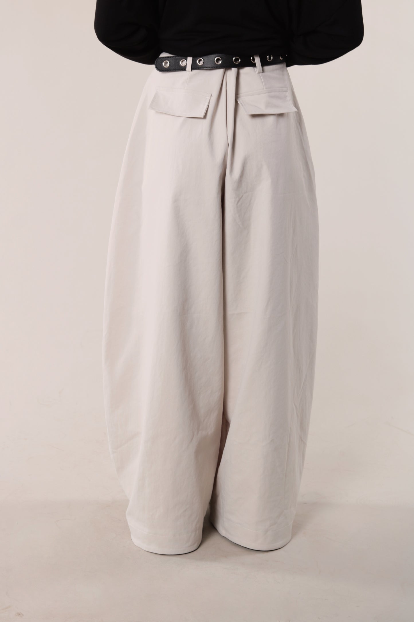 Ari Pants (Light Beige)