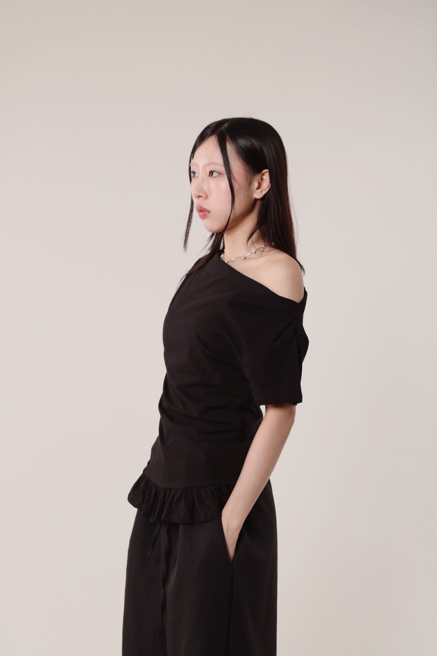 Ruffle Top (Black)