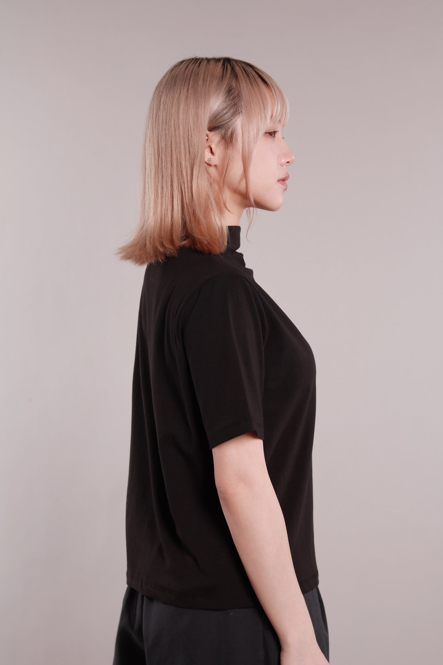 Mock Neck Tee (Black)