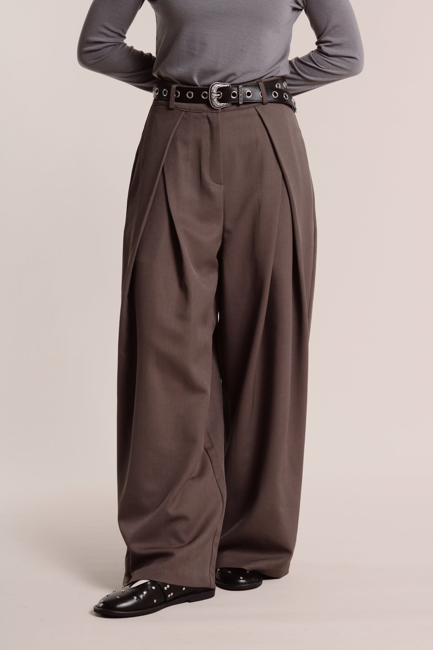 Spring Pleat Pants (Brown)