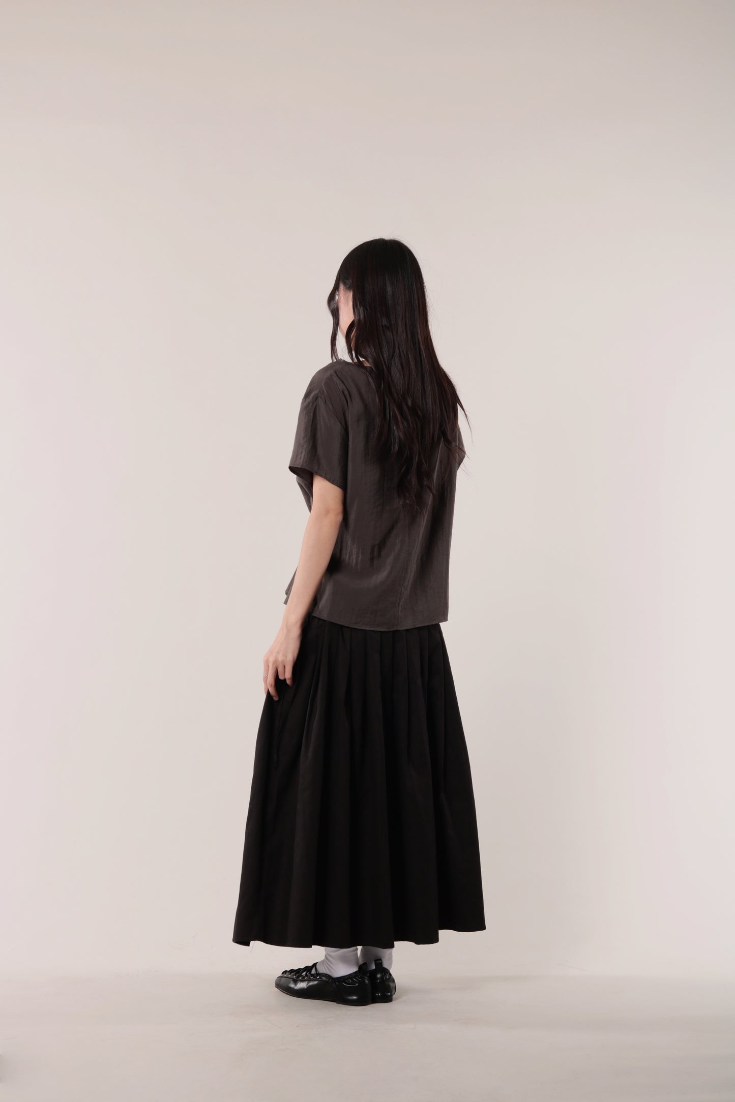 Pleated Skirt (Black)