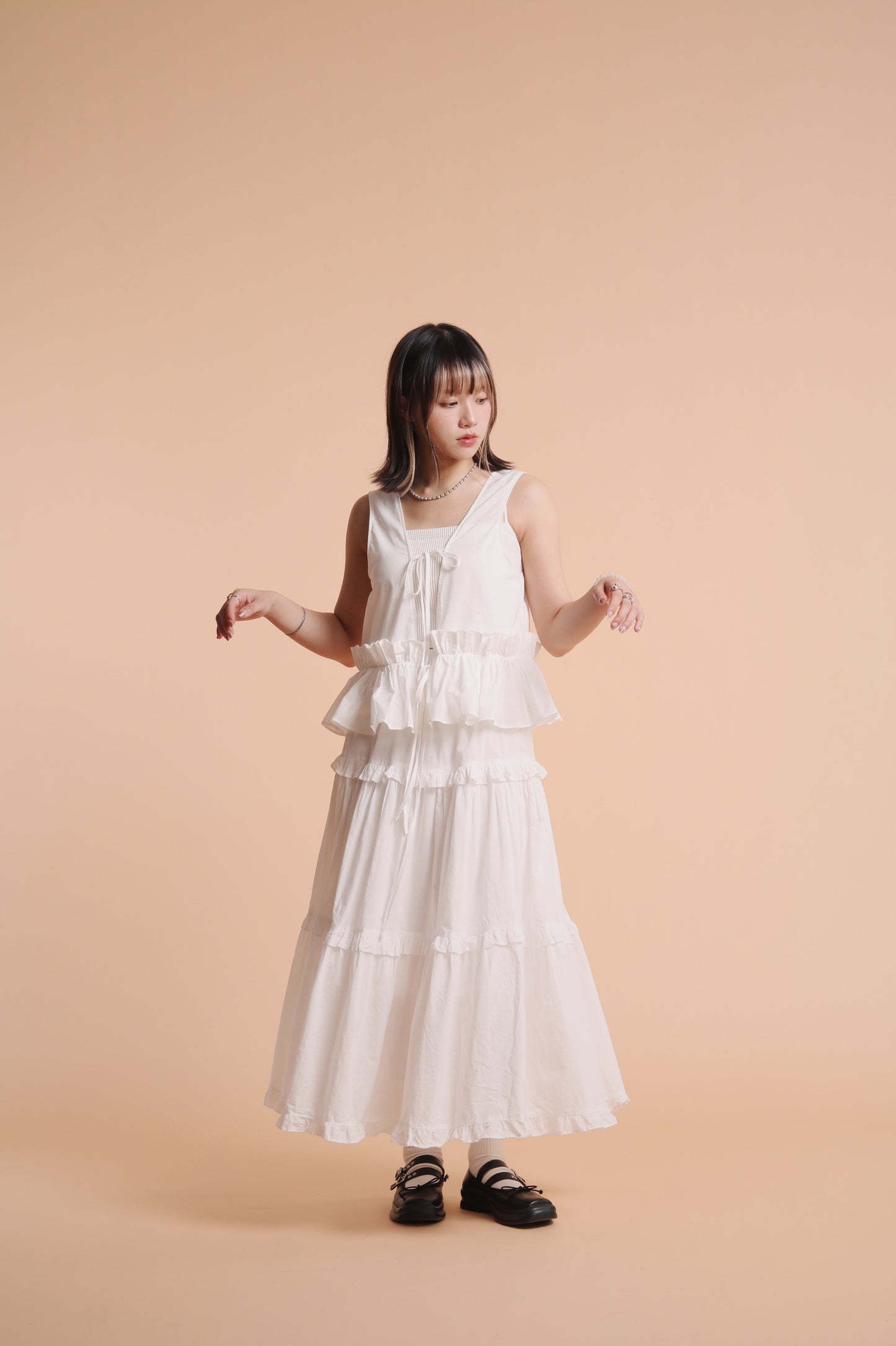 Doll Ruffle Vest (White)