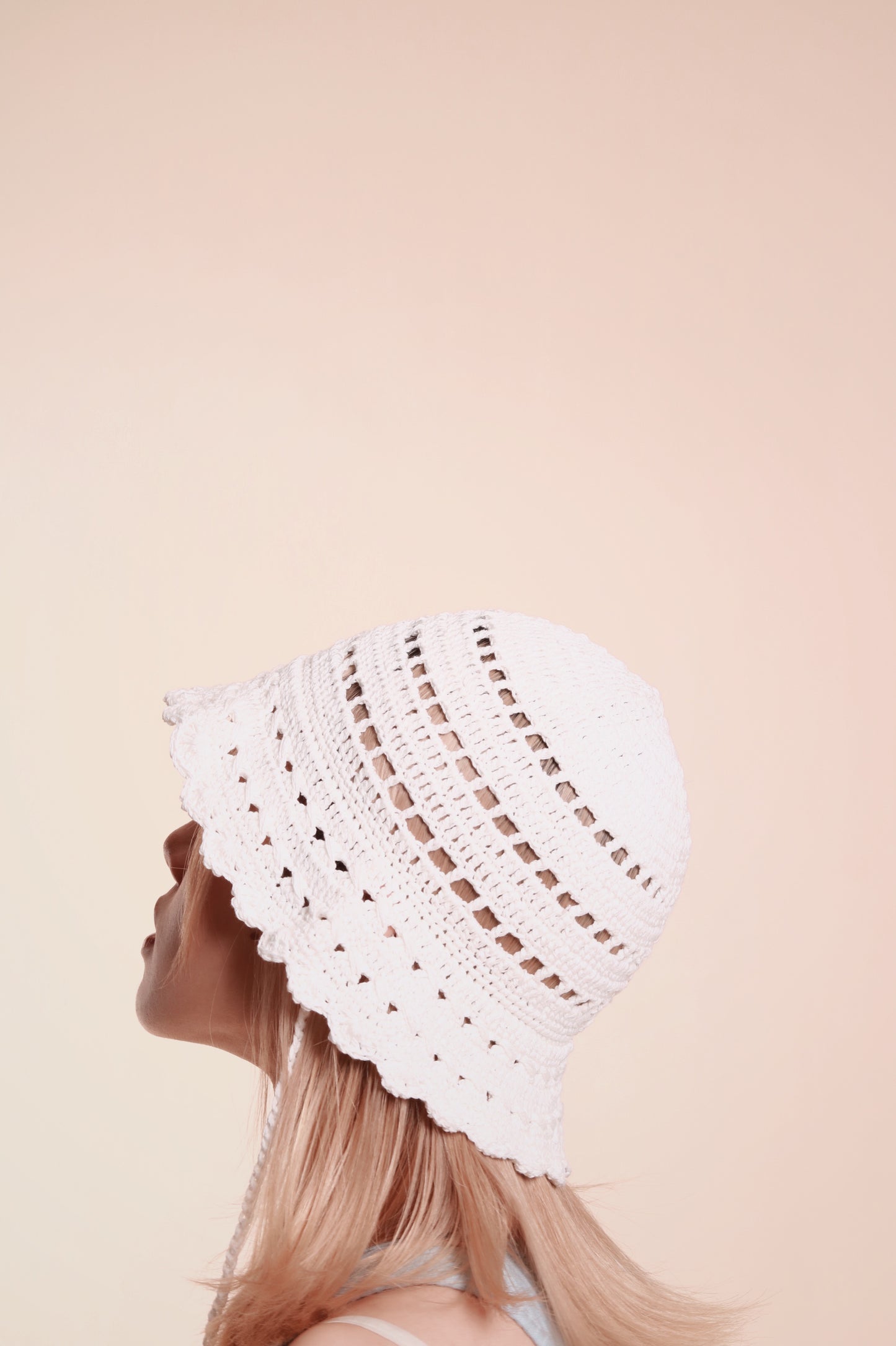 Mesh Bucket Hat (White)