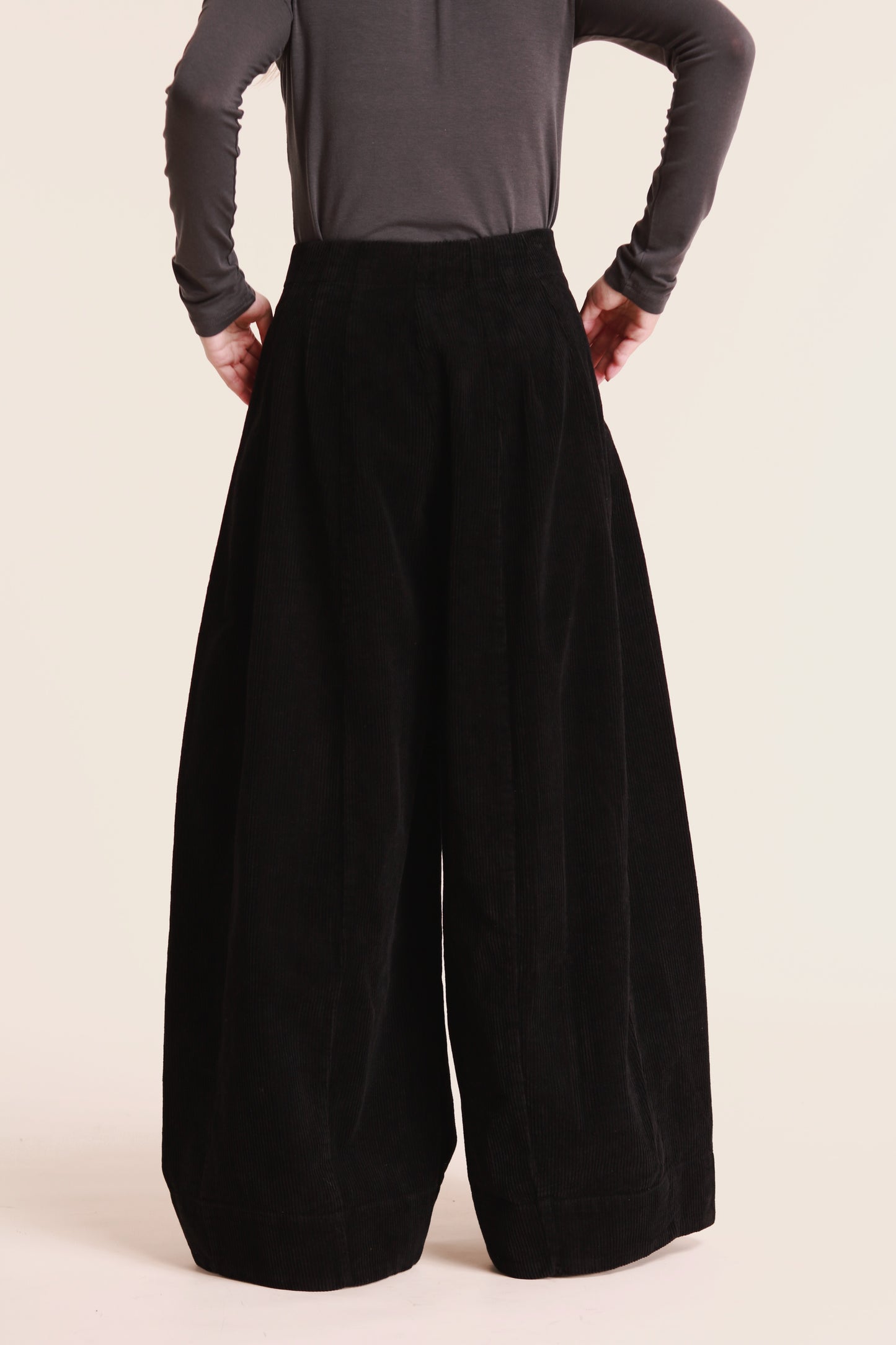 Corduroy Wide Pants (Black)