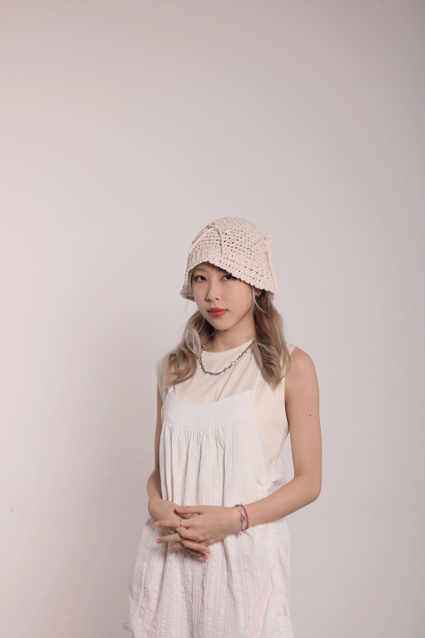 Ribbon Knit Hat (Black/Ivory)