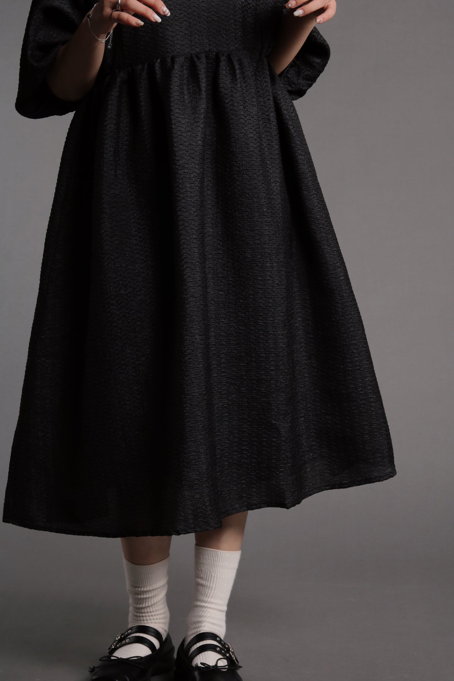 Doll Cold Shoulder Dress (Black)