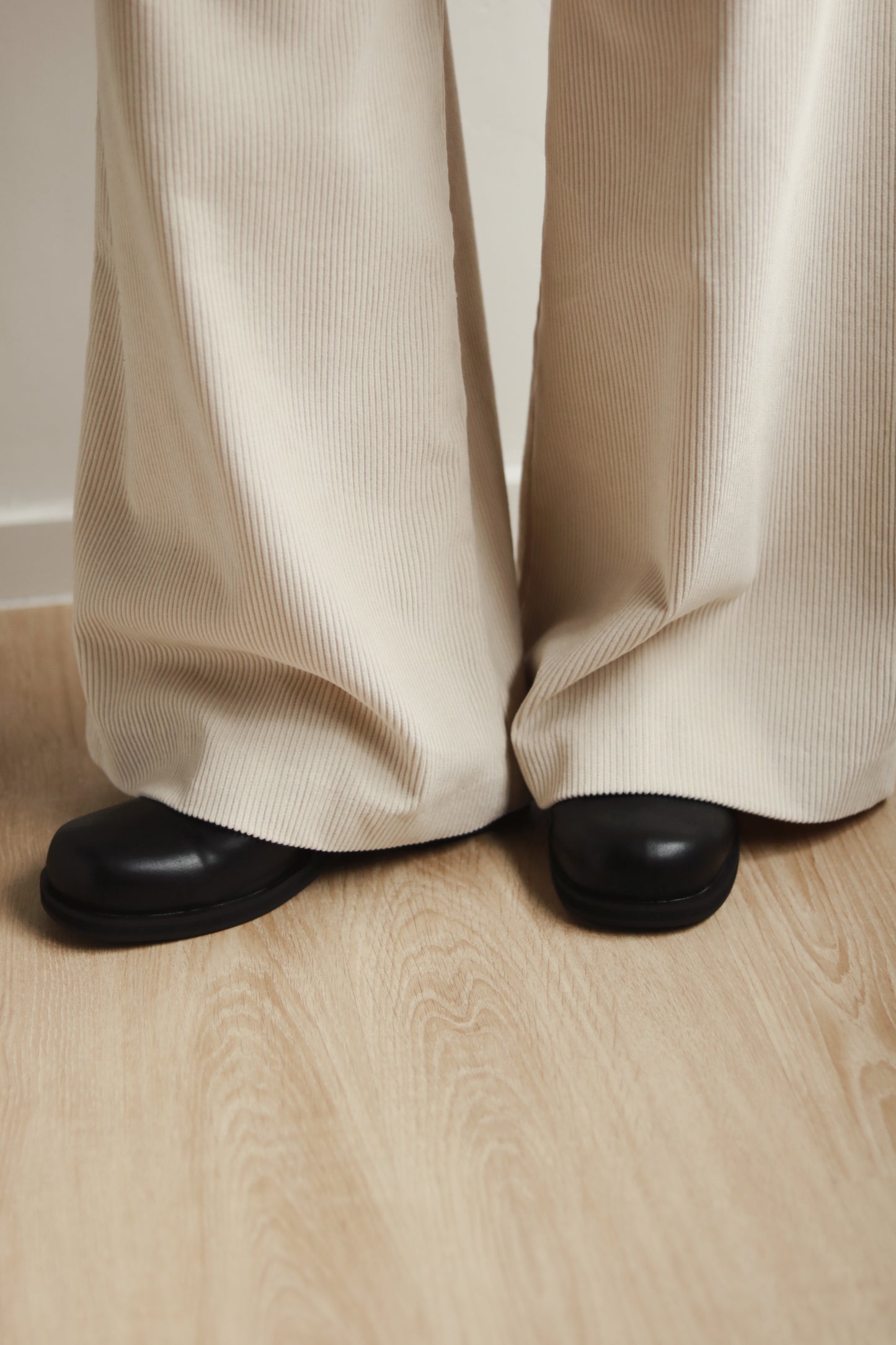 Corduroy Pants (Ivory)