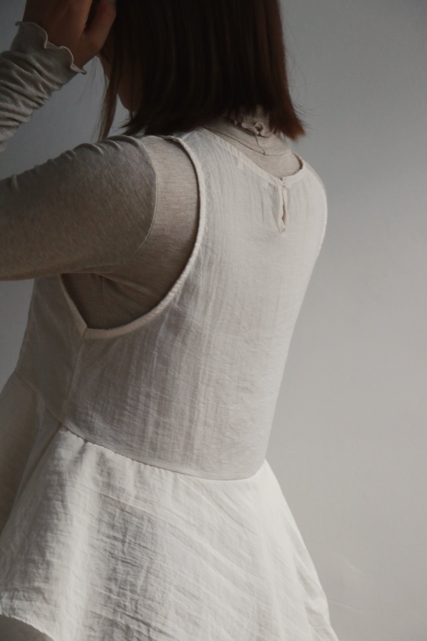 Ruffle Sleeveless Top (Ivory)