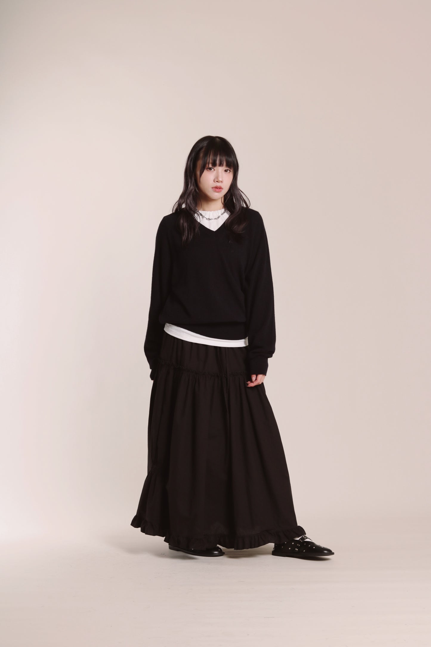 V Neck Sweater (Navy)