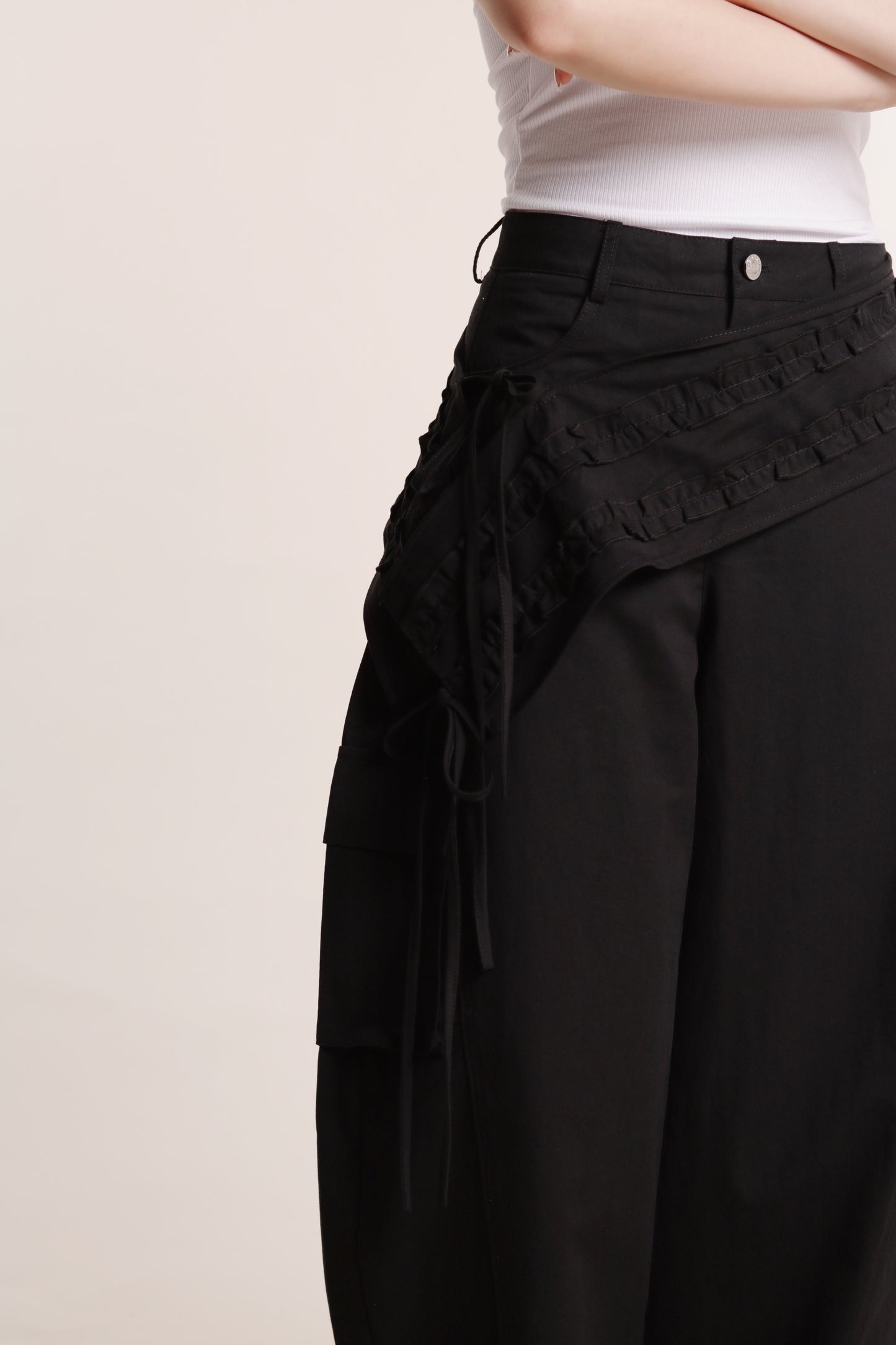 Ruffle Belt Pants (Black)
