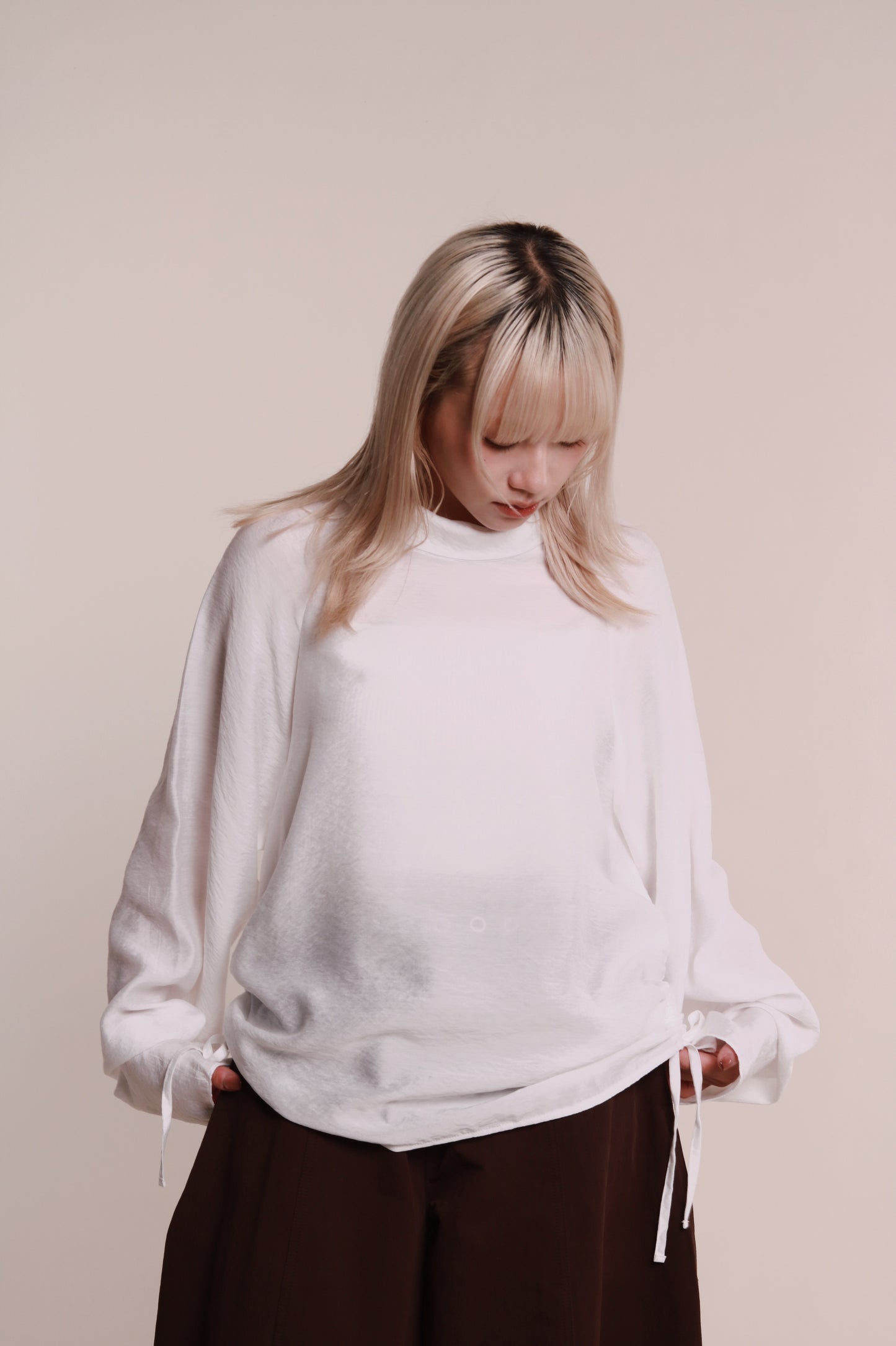 Doll Gathered Blouse (White)