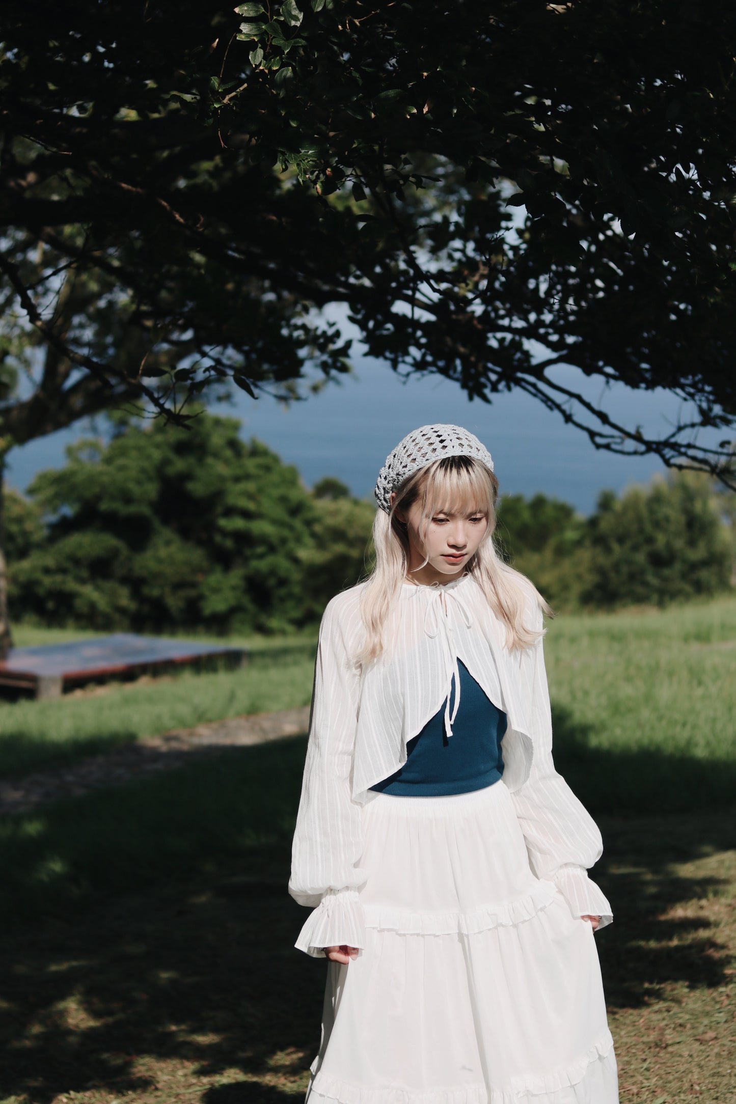 Flora Cropped Shirt (White)