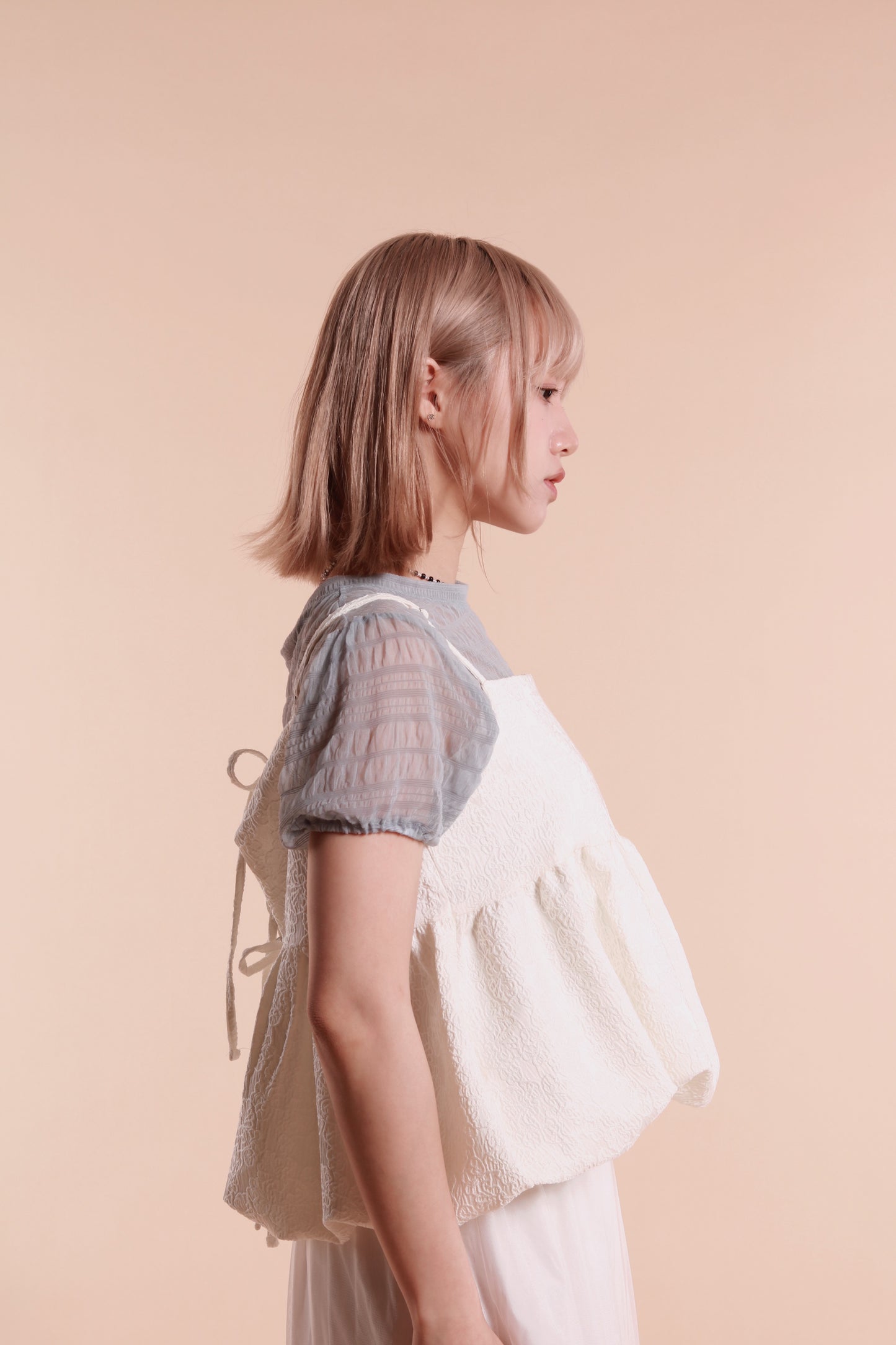 Bubble Pudding Sleeveless Top (White)