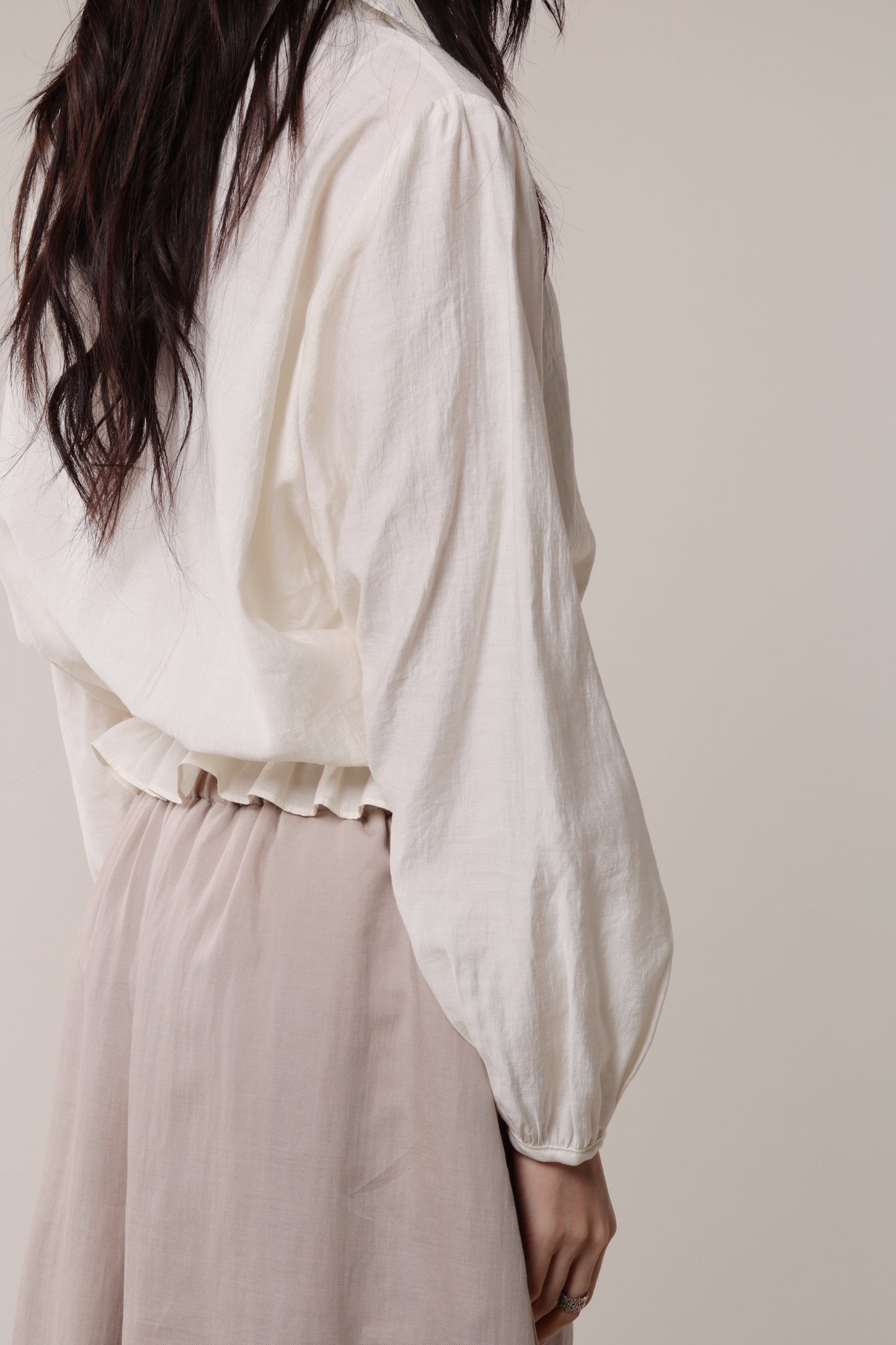 Retro Ruffle Shirt (Ivory)