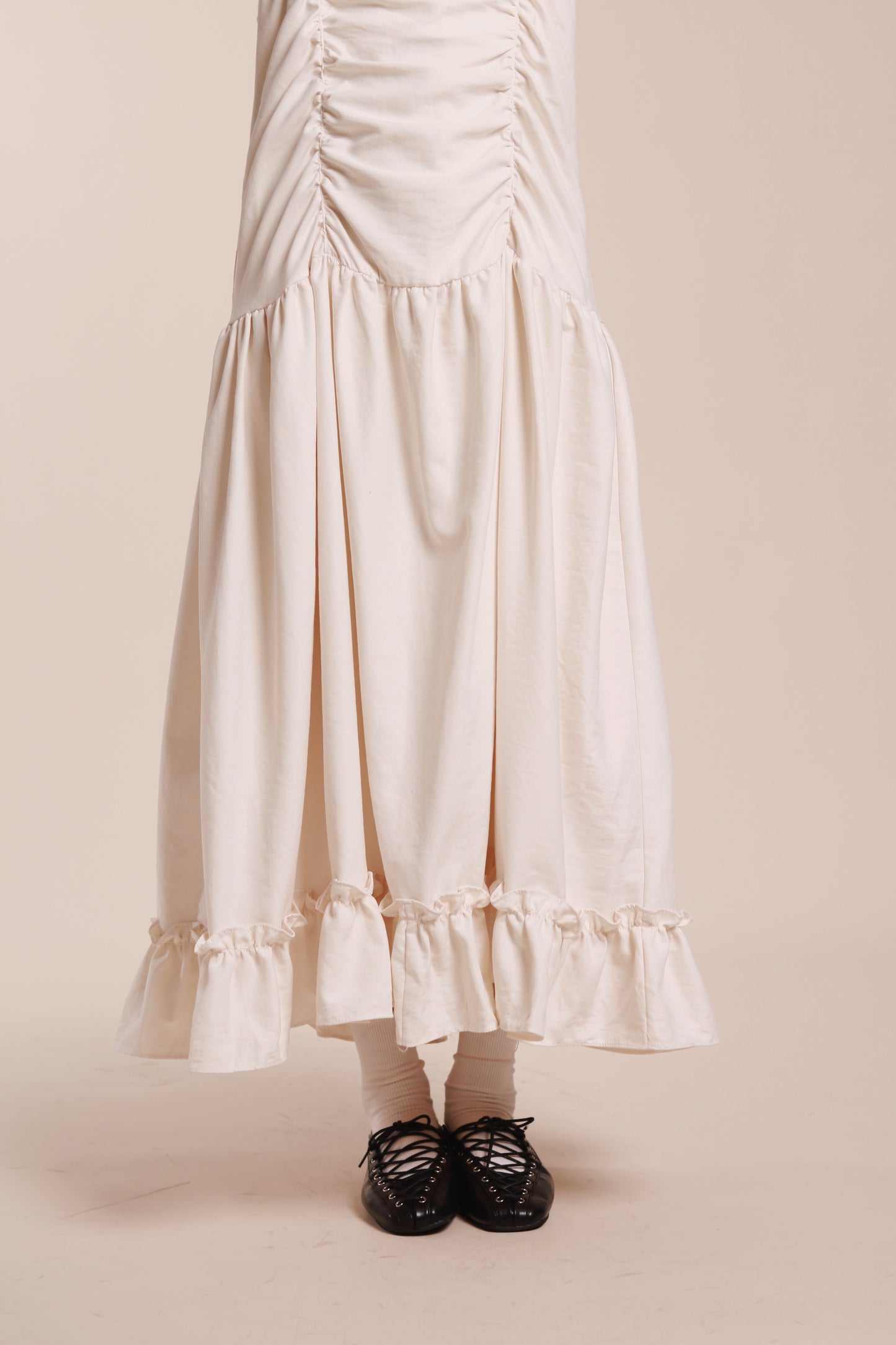Doll Gathered Ruffle Dress (Ivory)