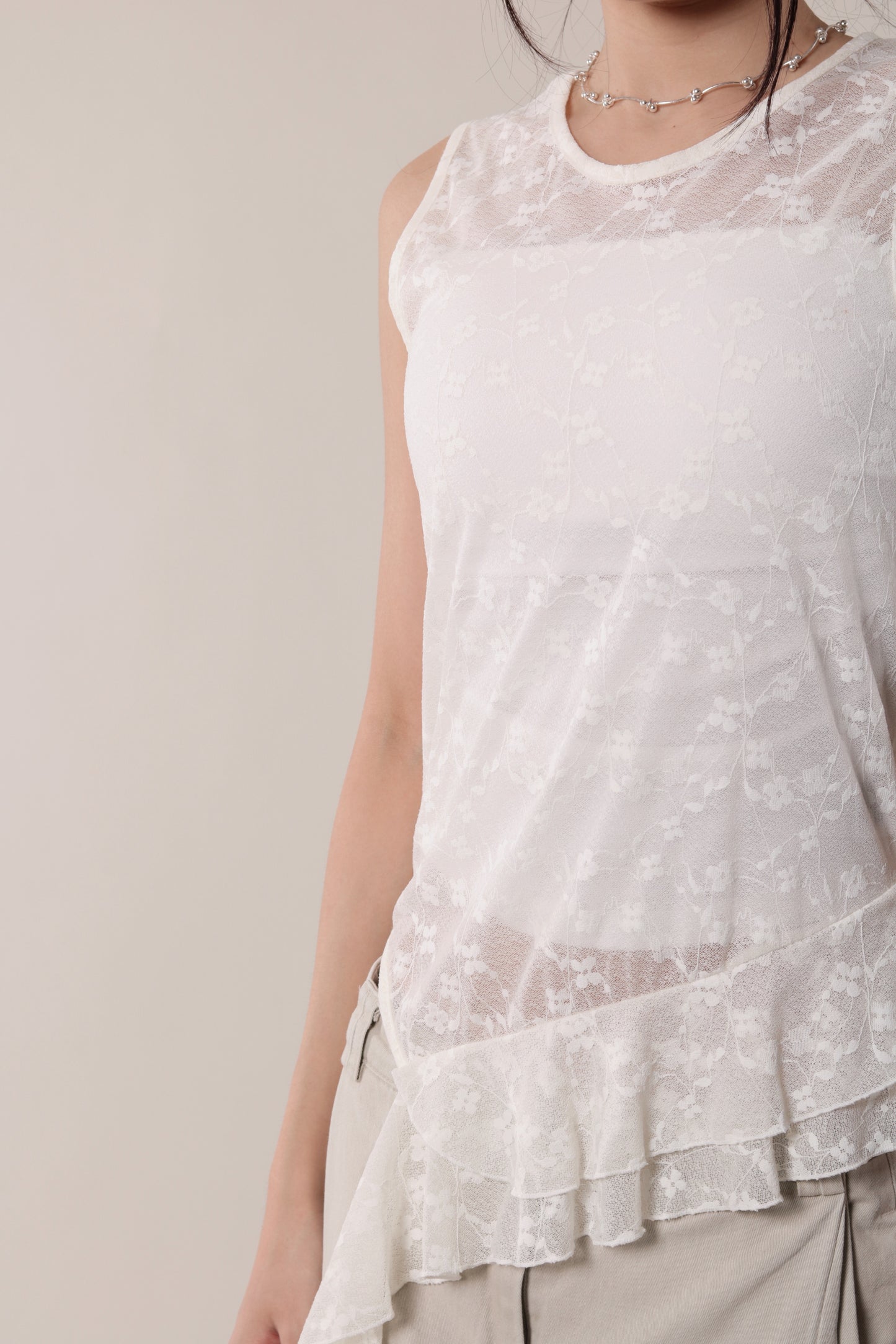 Mesh Flower Sleeveless Top (Ivory)