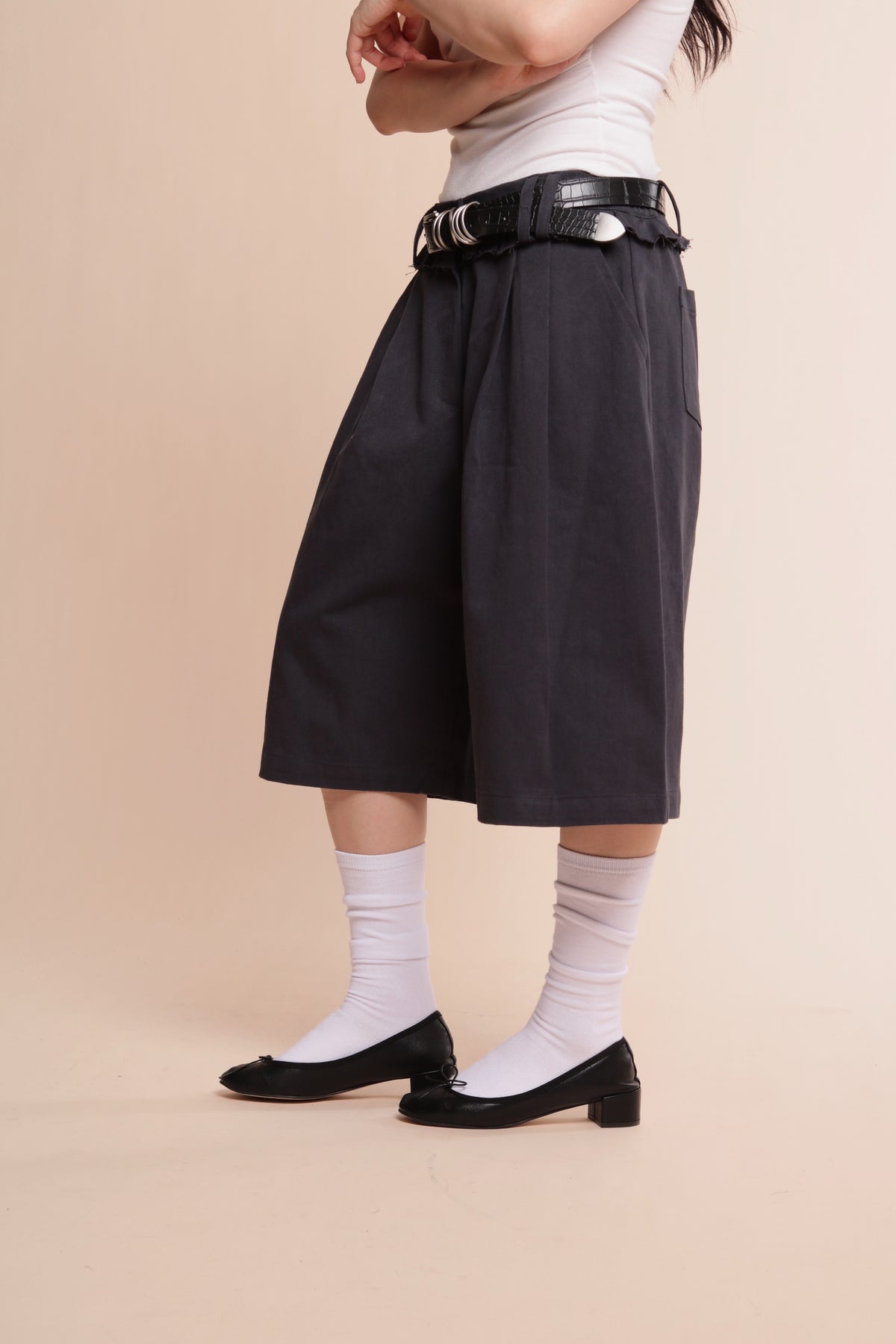 Ruffle Shorts (Navy)