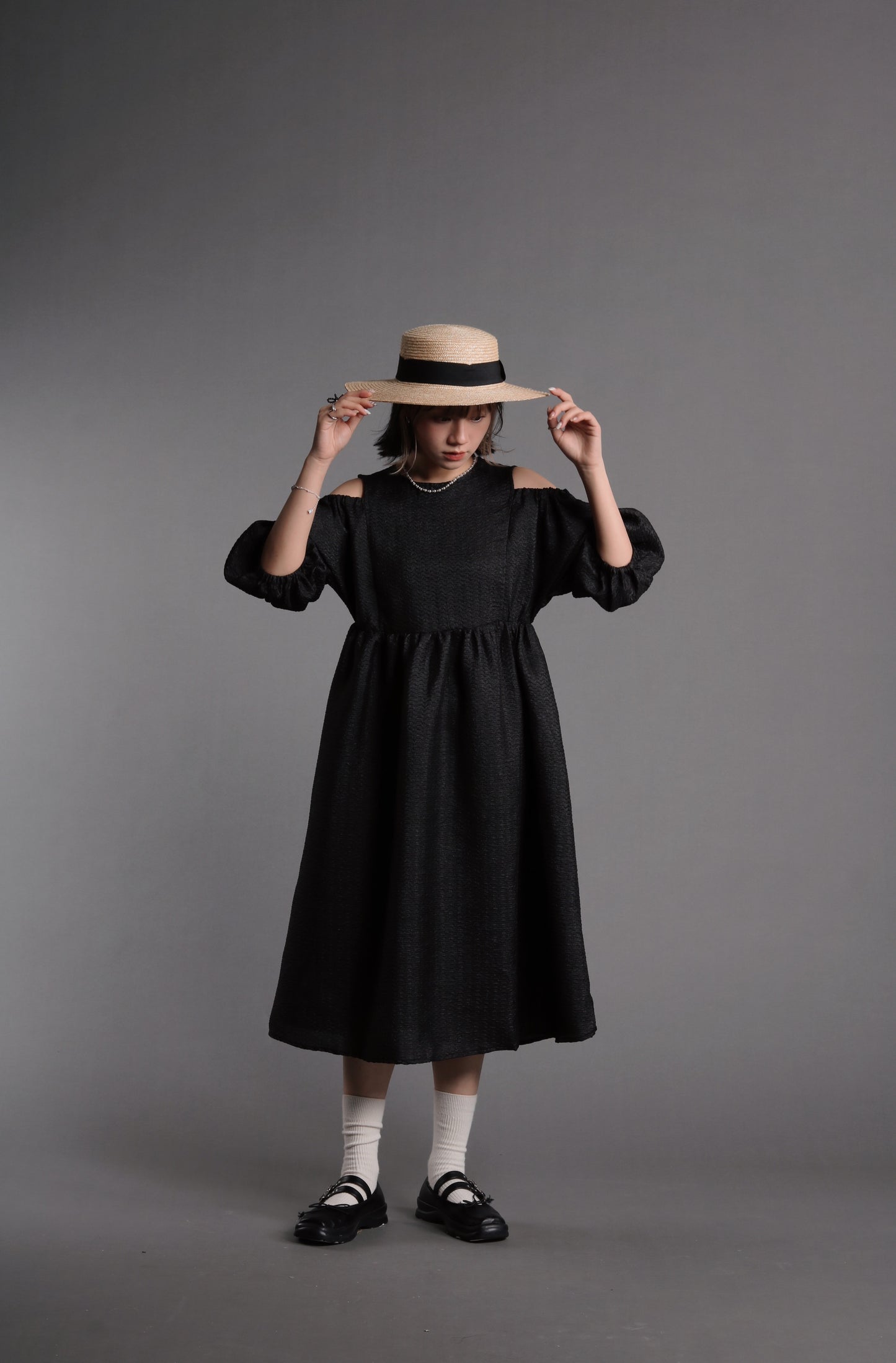 Doll Cold Shoulder Dress (Black)