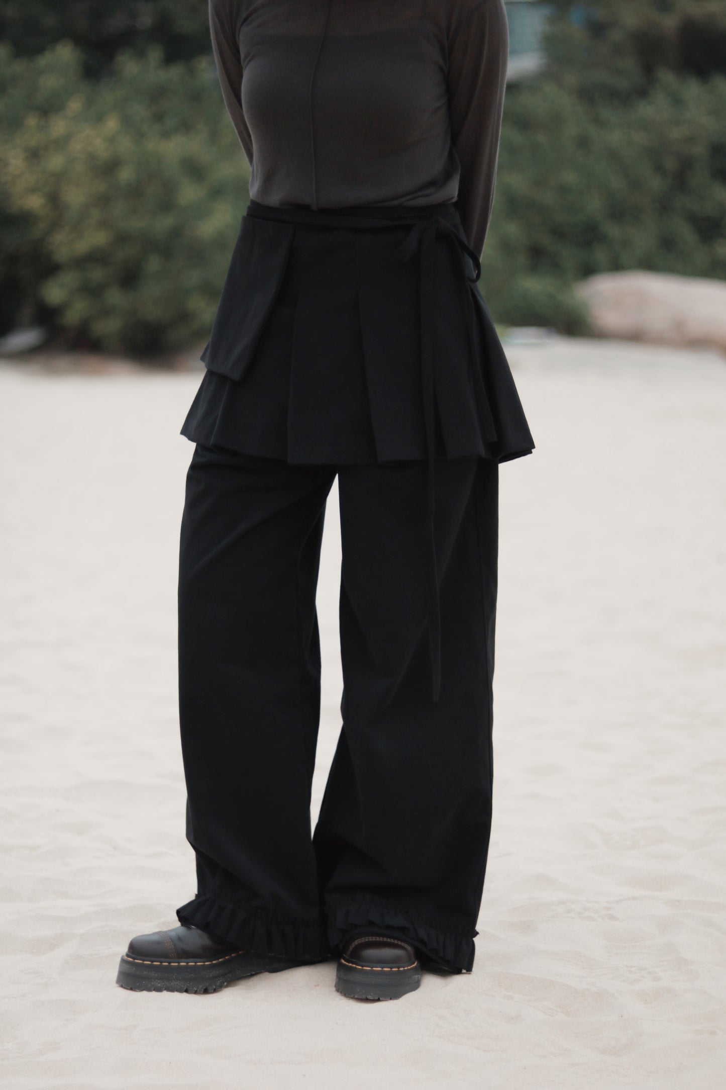 Layered Ruffle Pants (Black)