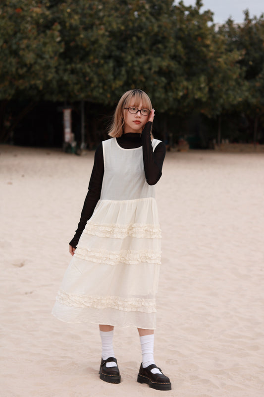 Retro Ruffle Dress (Ivory)