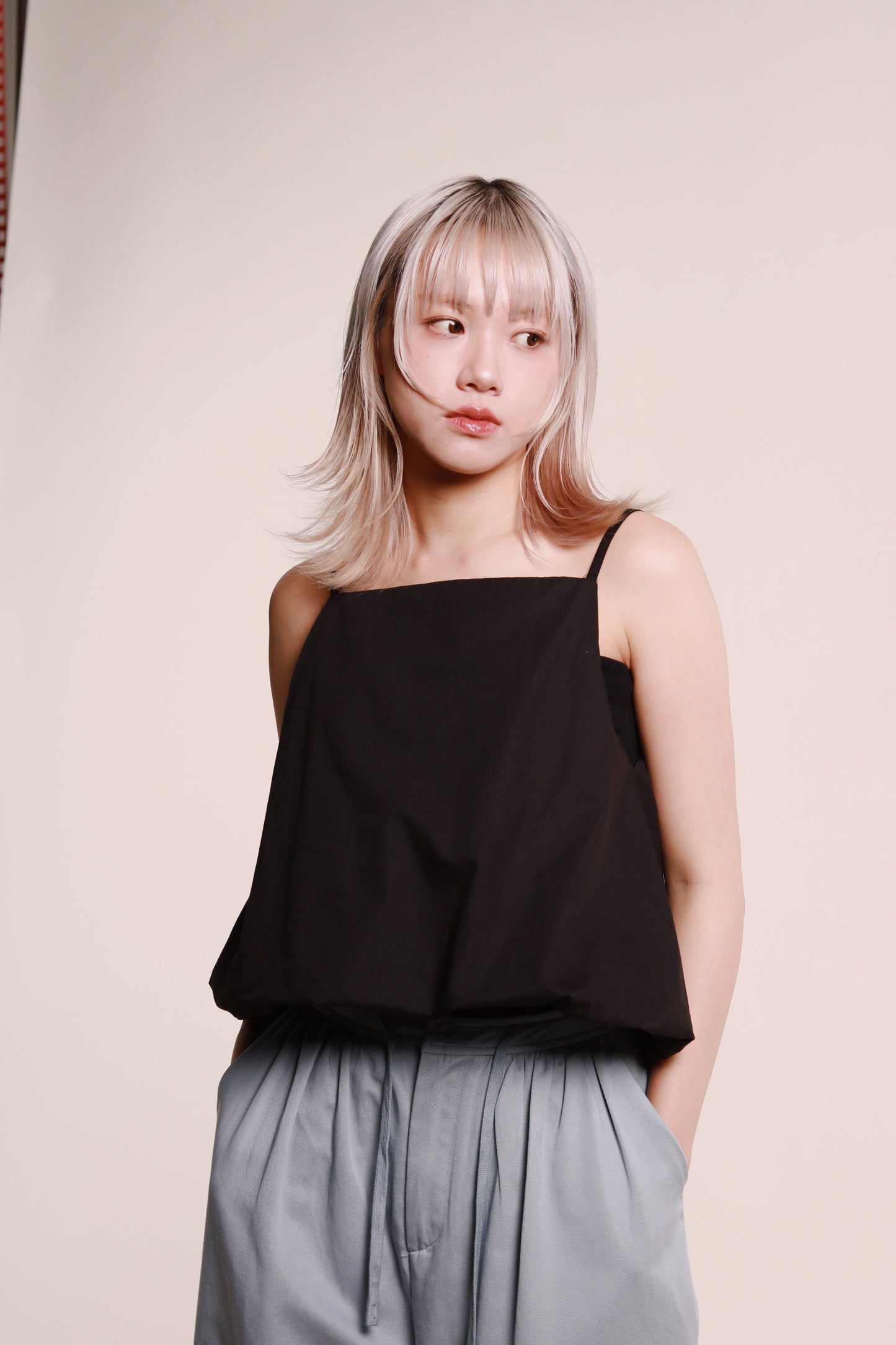 Puffed Sleeveless Top (Black)