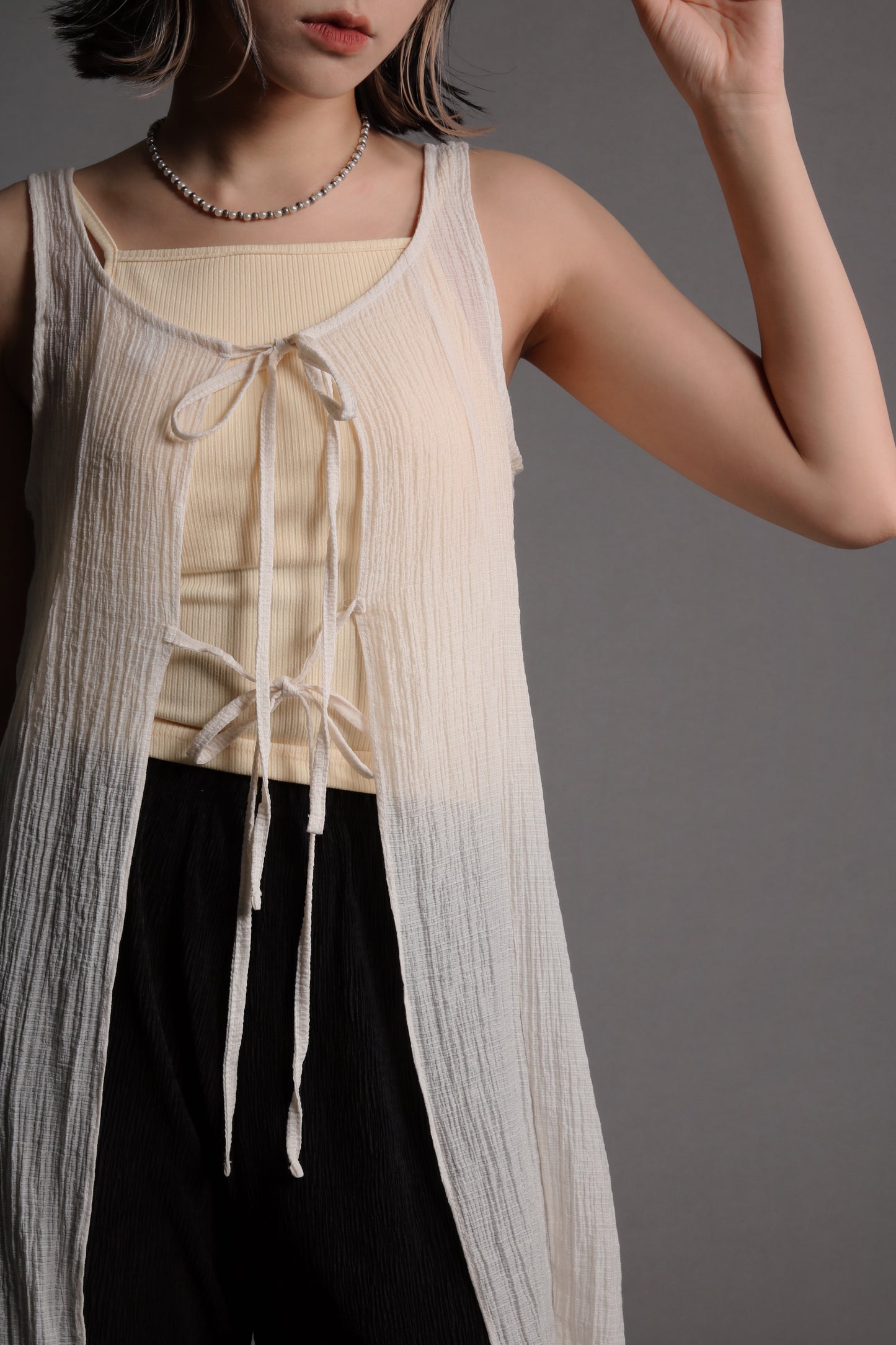 Ribbon Vest (Beige)