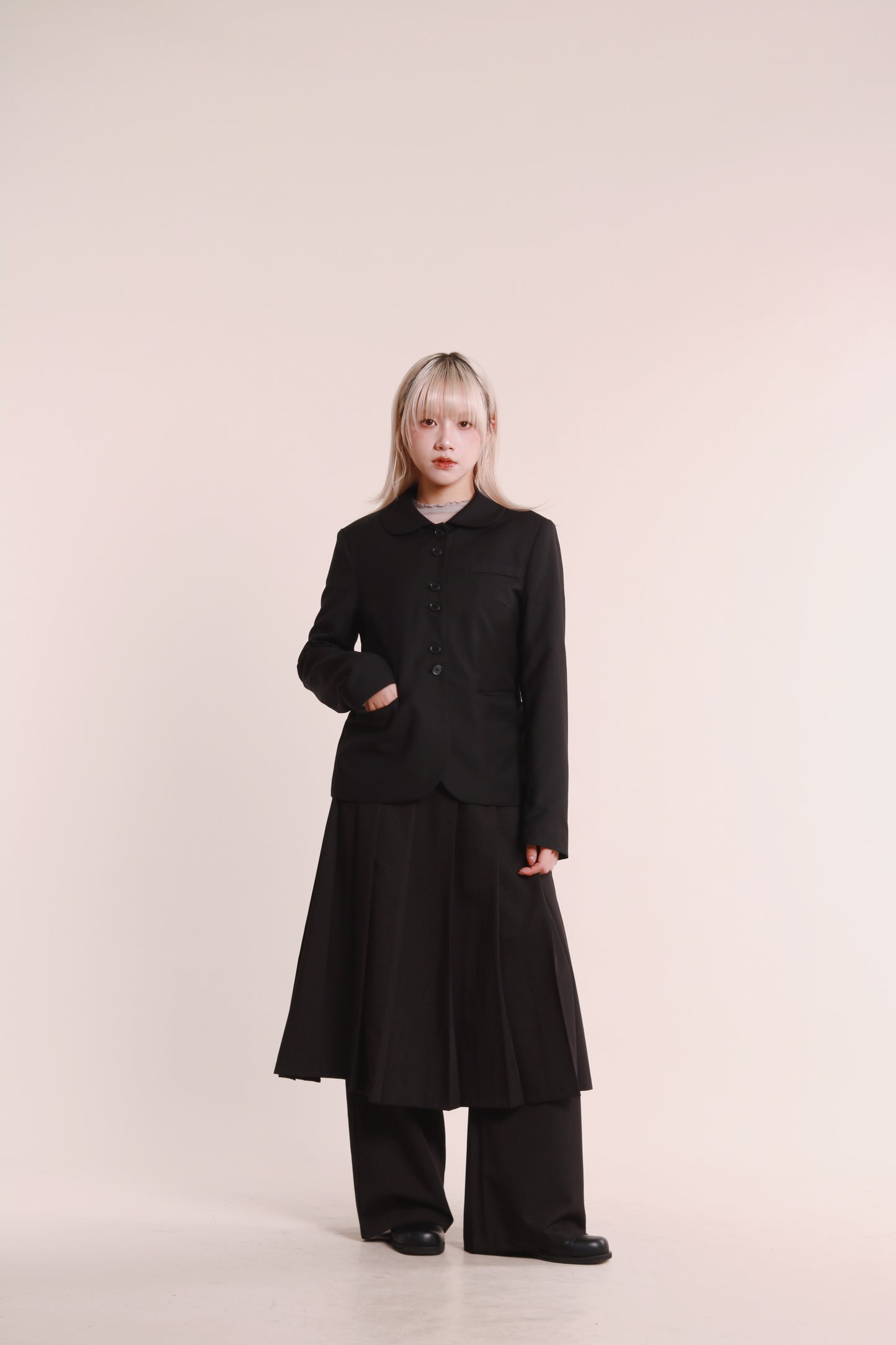 Layered Pleat Pants (Black)