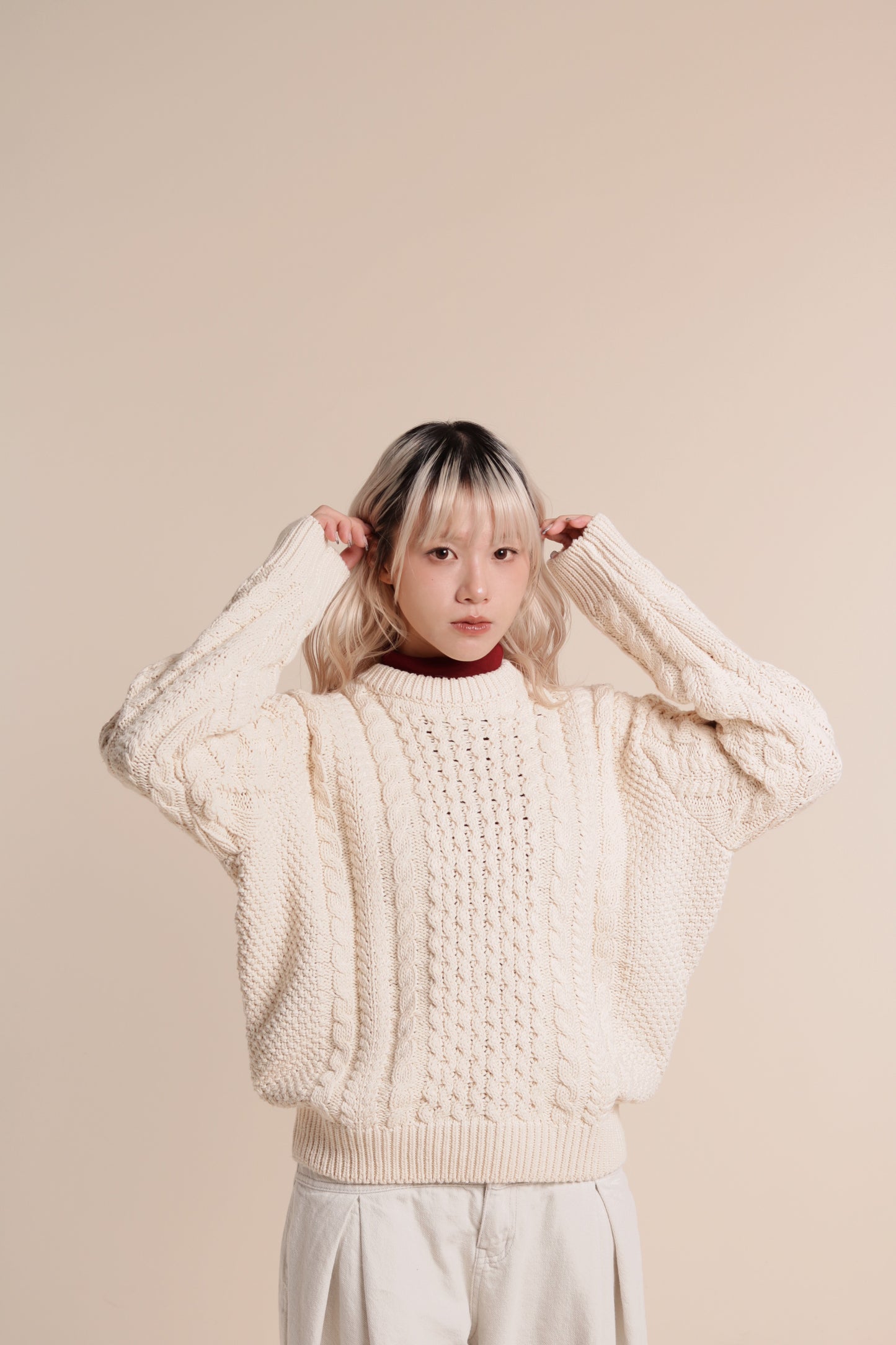 Oversized Cable Knit Sweater (Ivory)