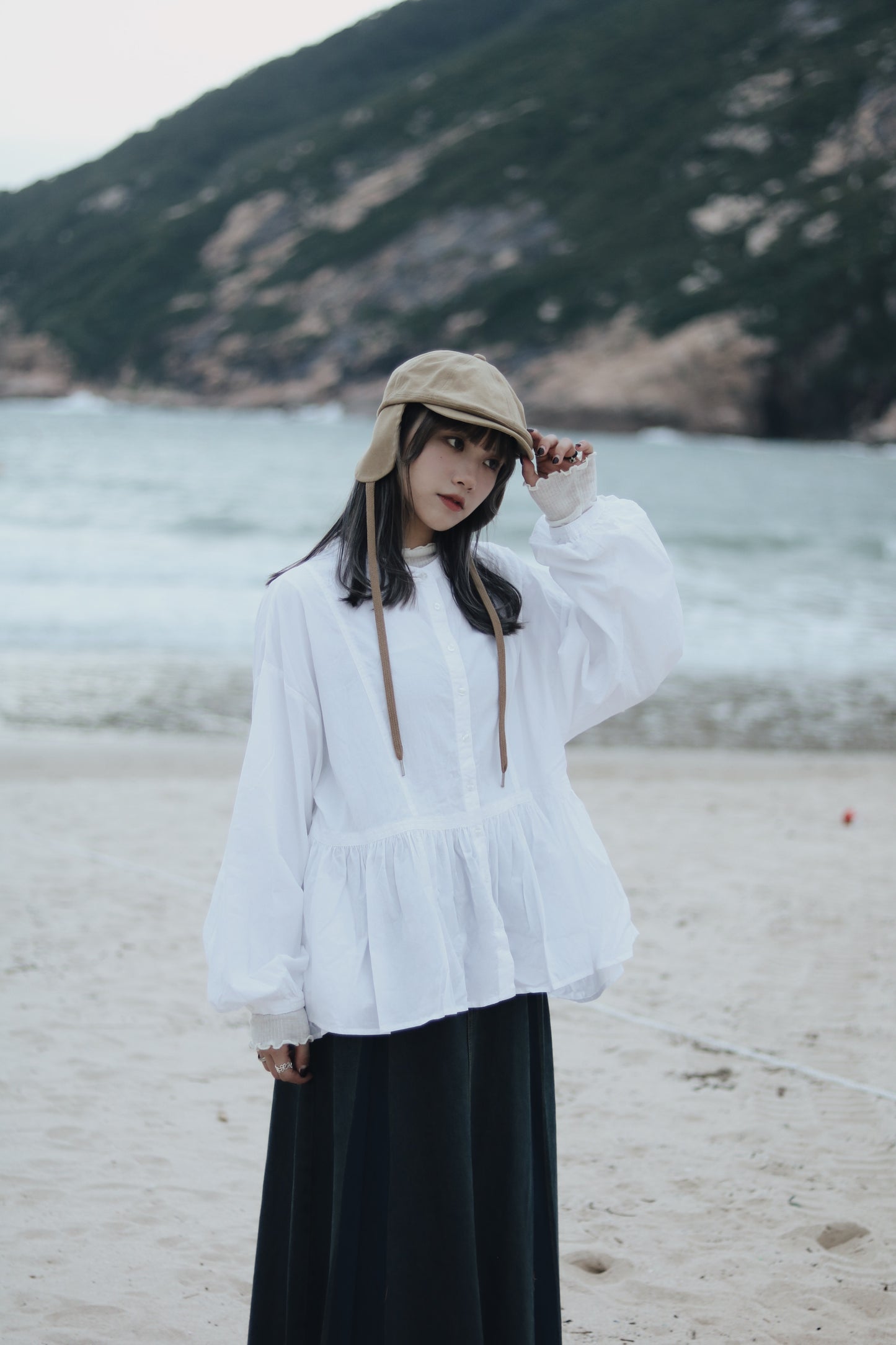 Snoopy Hat (Beige/Black/White)