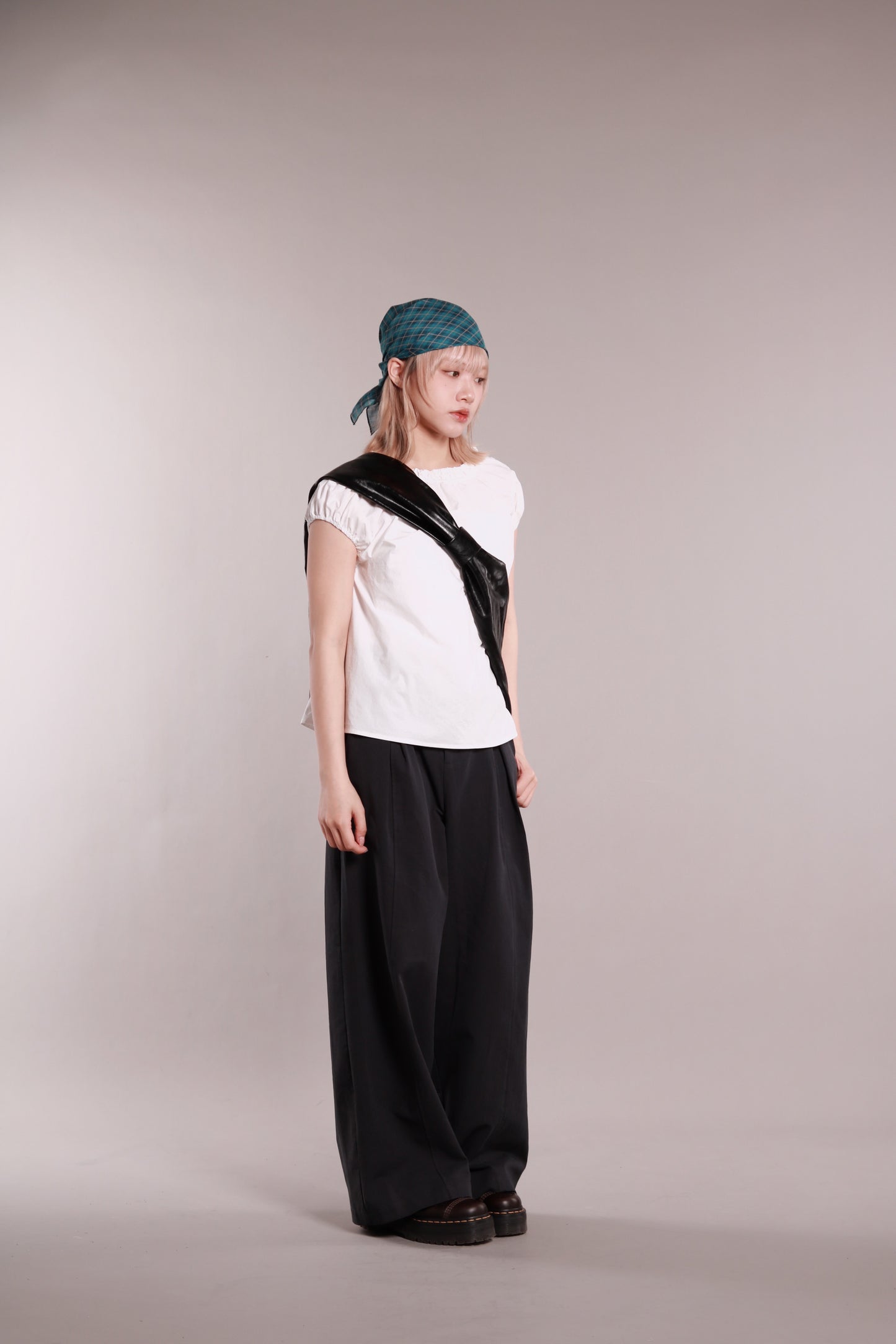 Messy Luna Bag (Black/Brown)