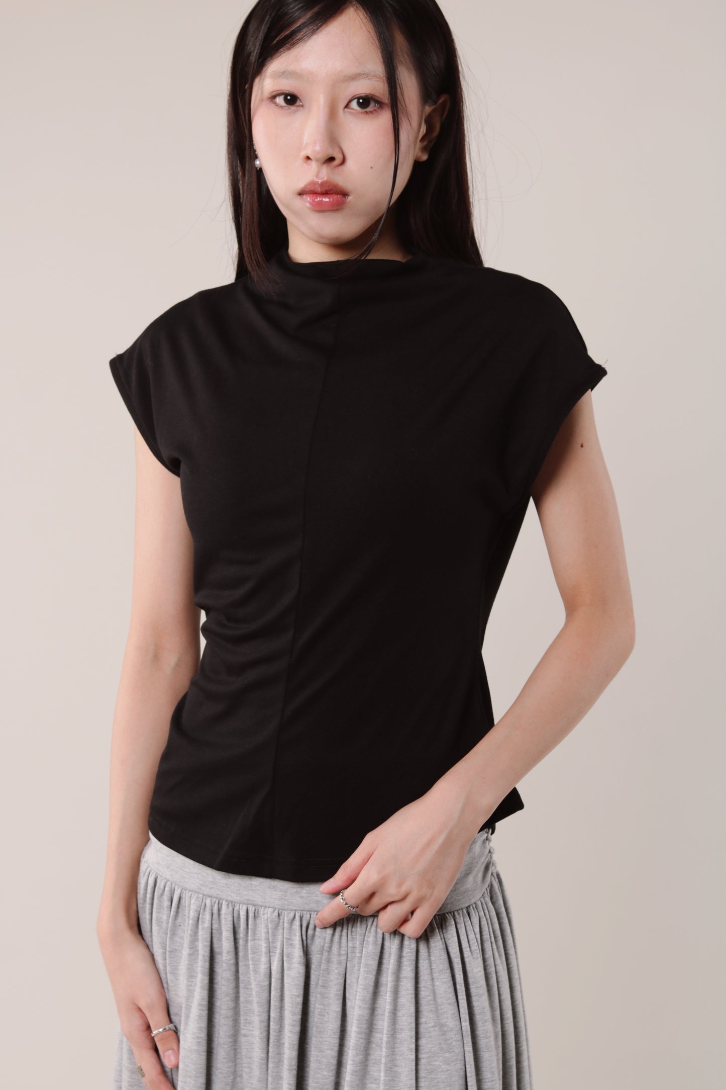 Borg Gathered Tee (Black)