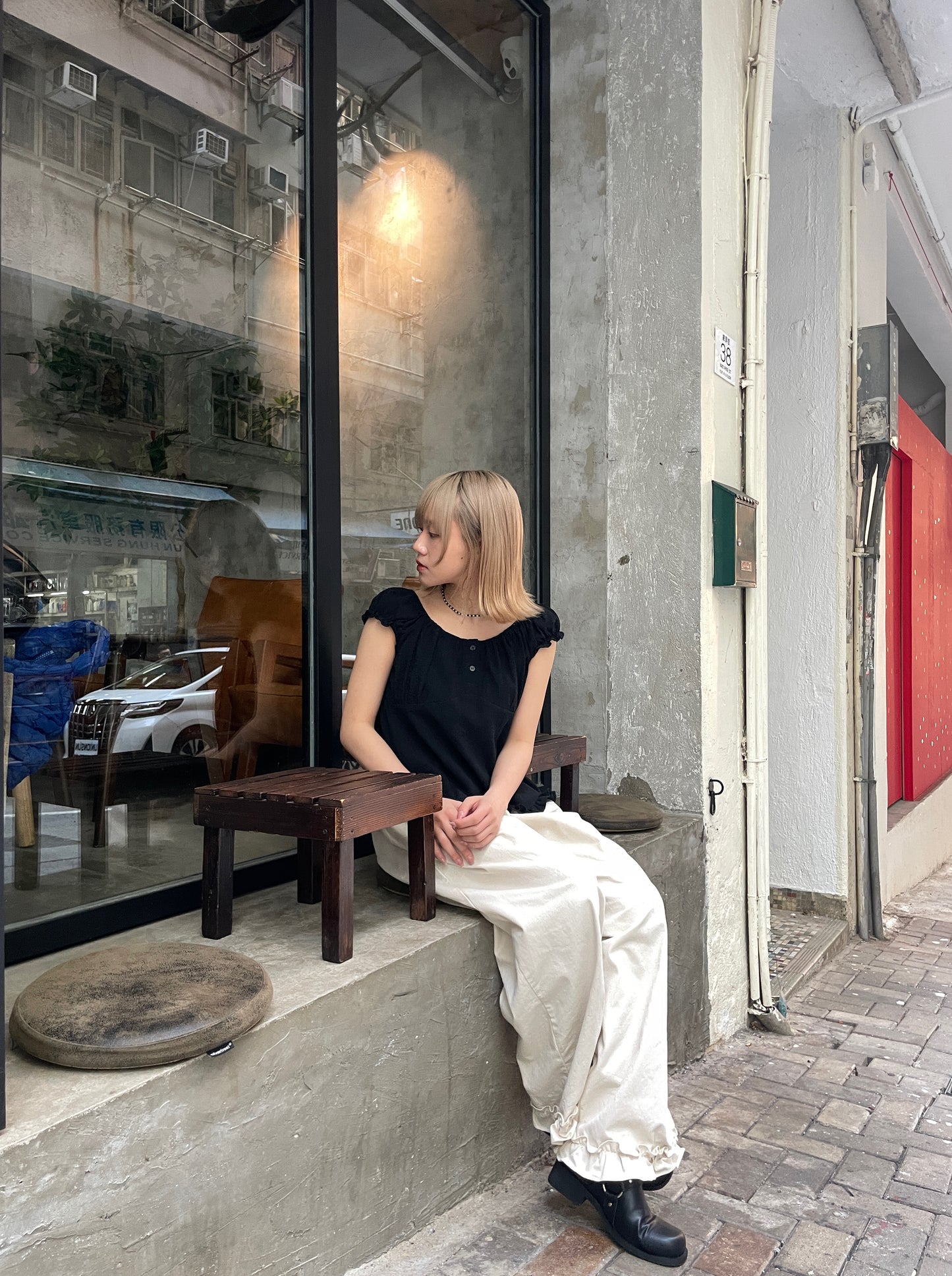 Betty Blouse (Black)