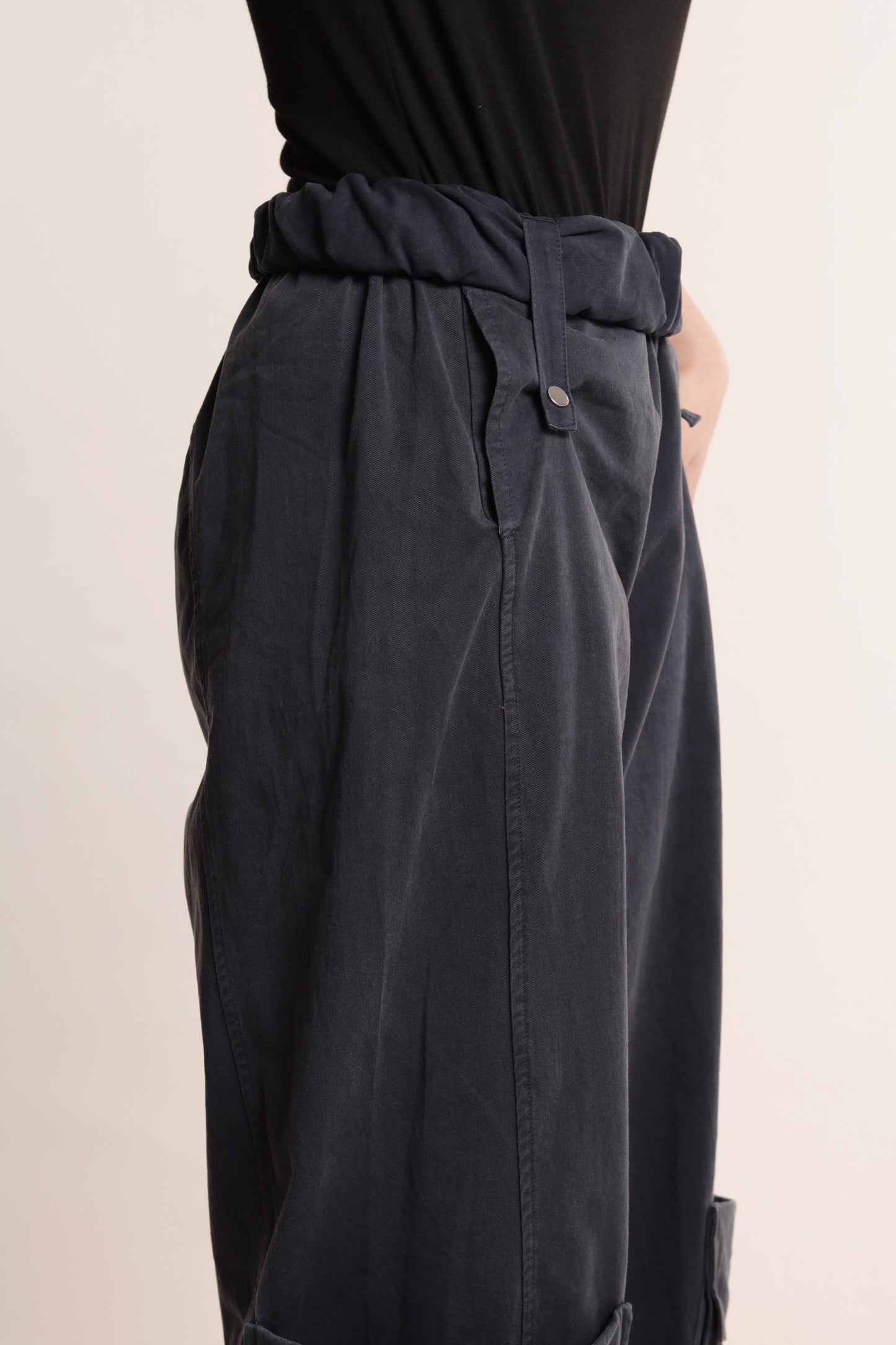 Volume Pocket Pants (Navy)