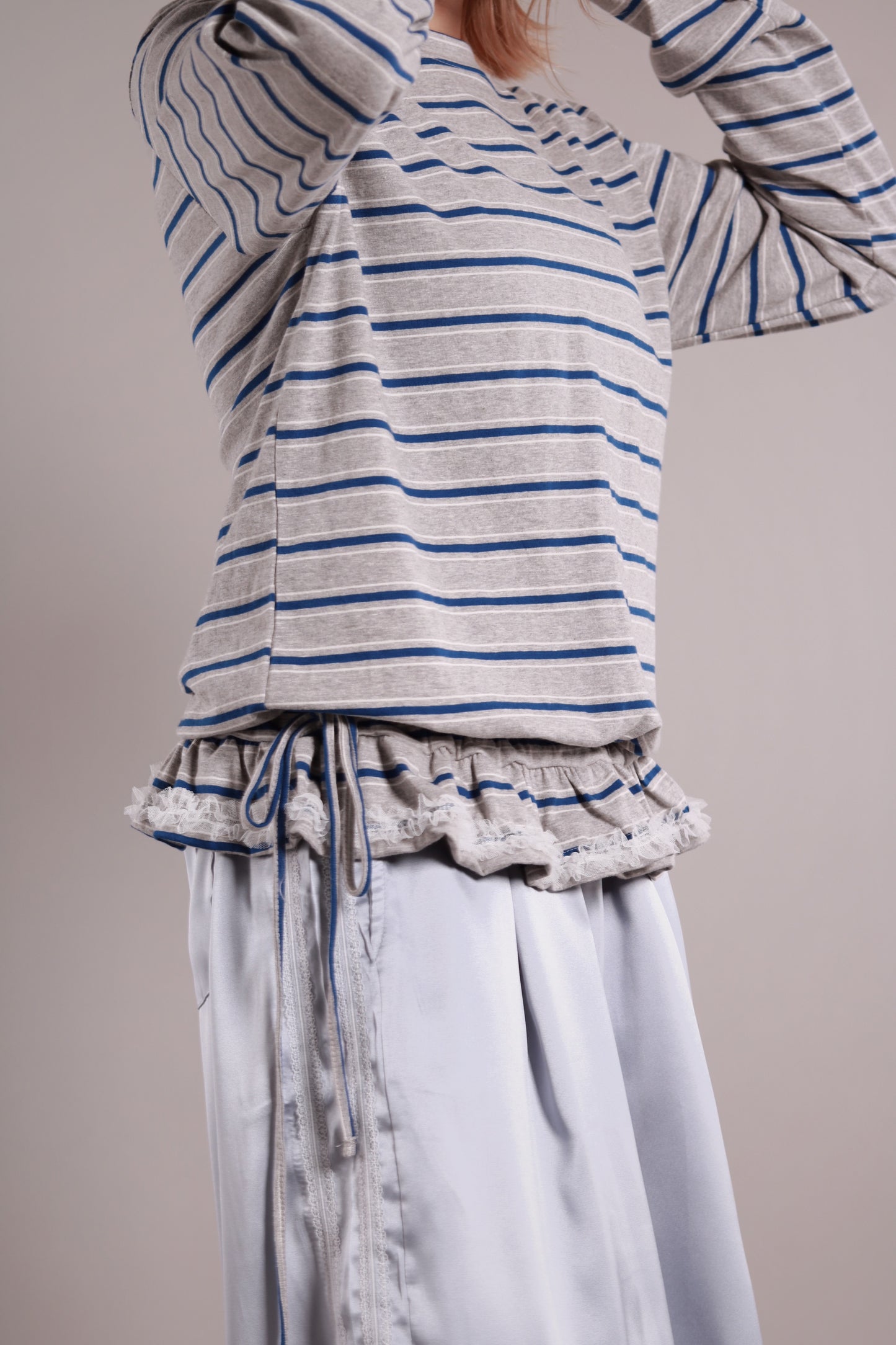 Frilled Lace Stripe Top (Grey)