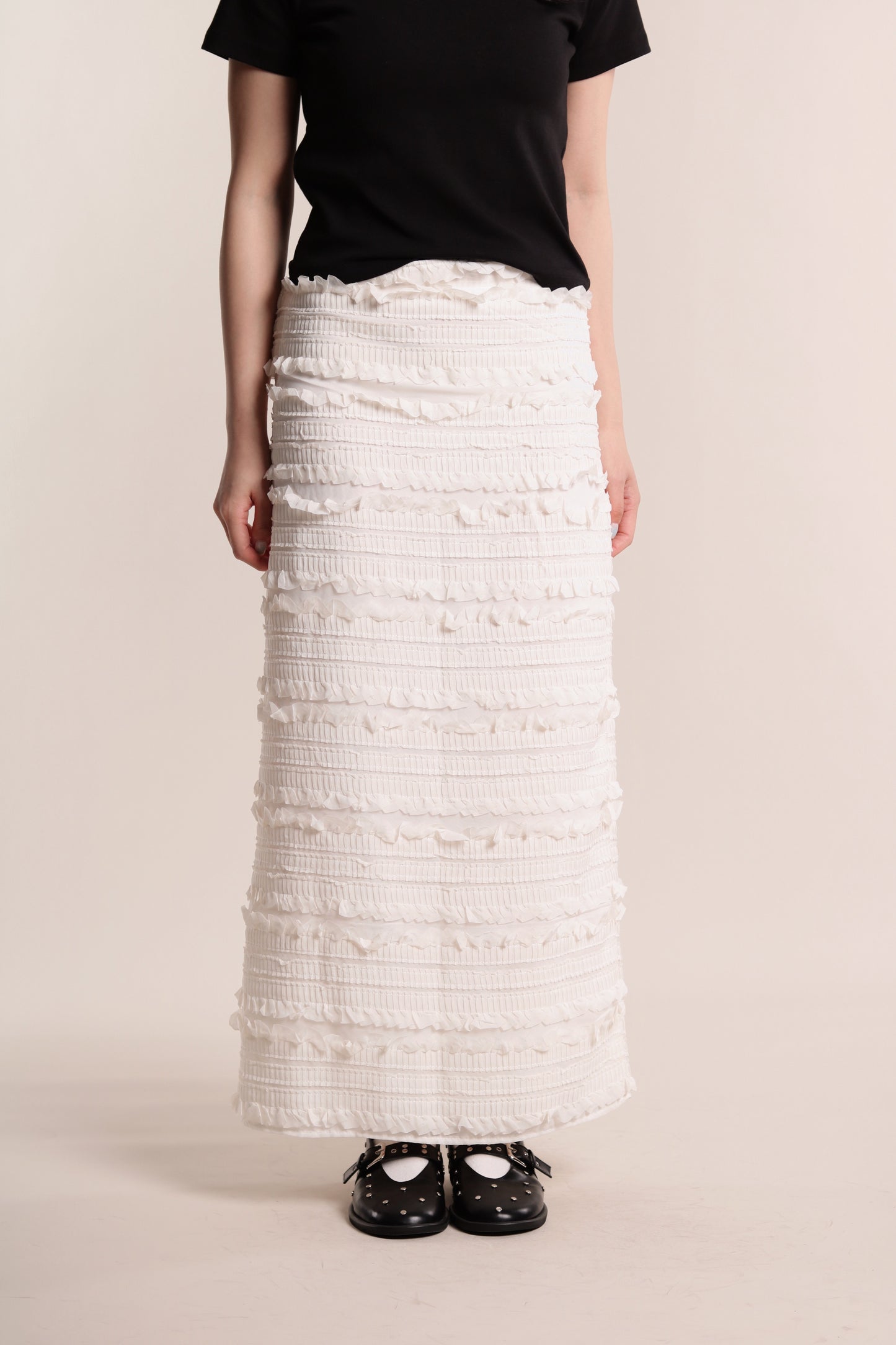 Textured Ruffle Maxi Skirt (Ivory)