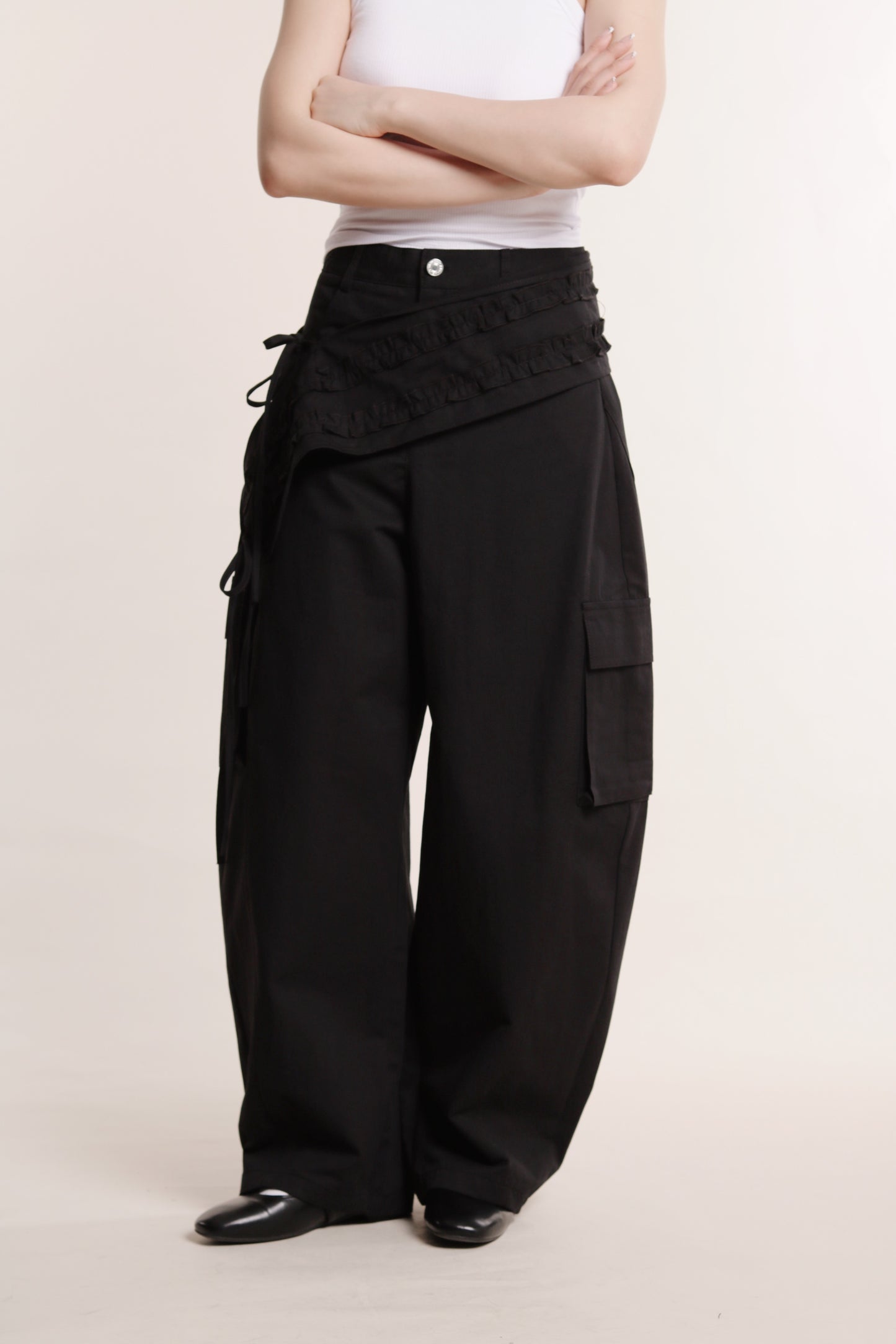Ruffle Belt Pants (Black)