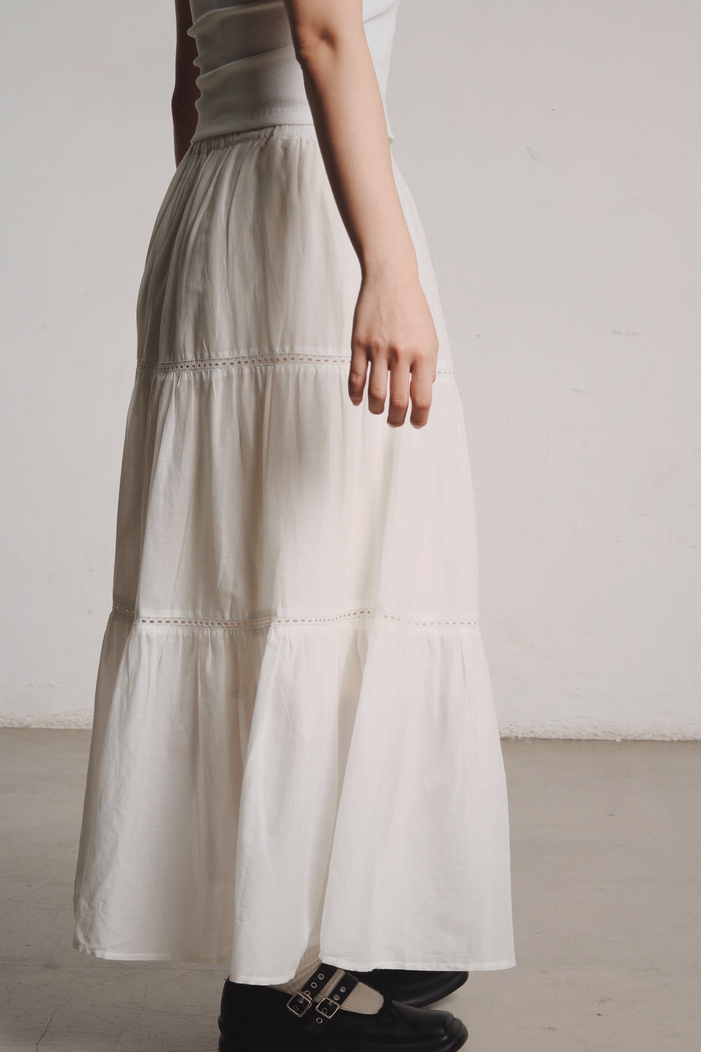 Doll Tiered Skirt (White)