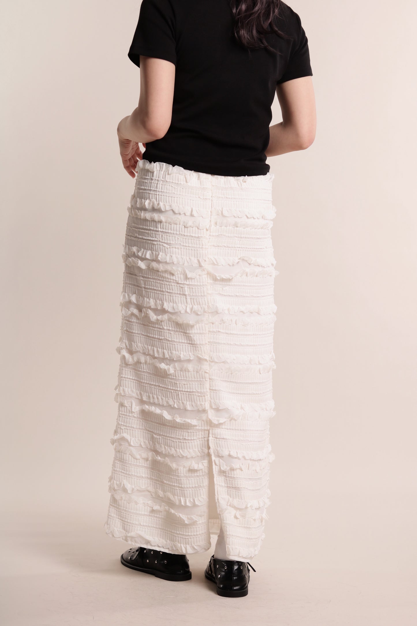 Textured Ruffle Maxi Skirt (Ivory)