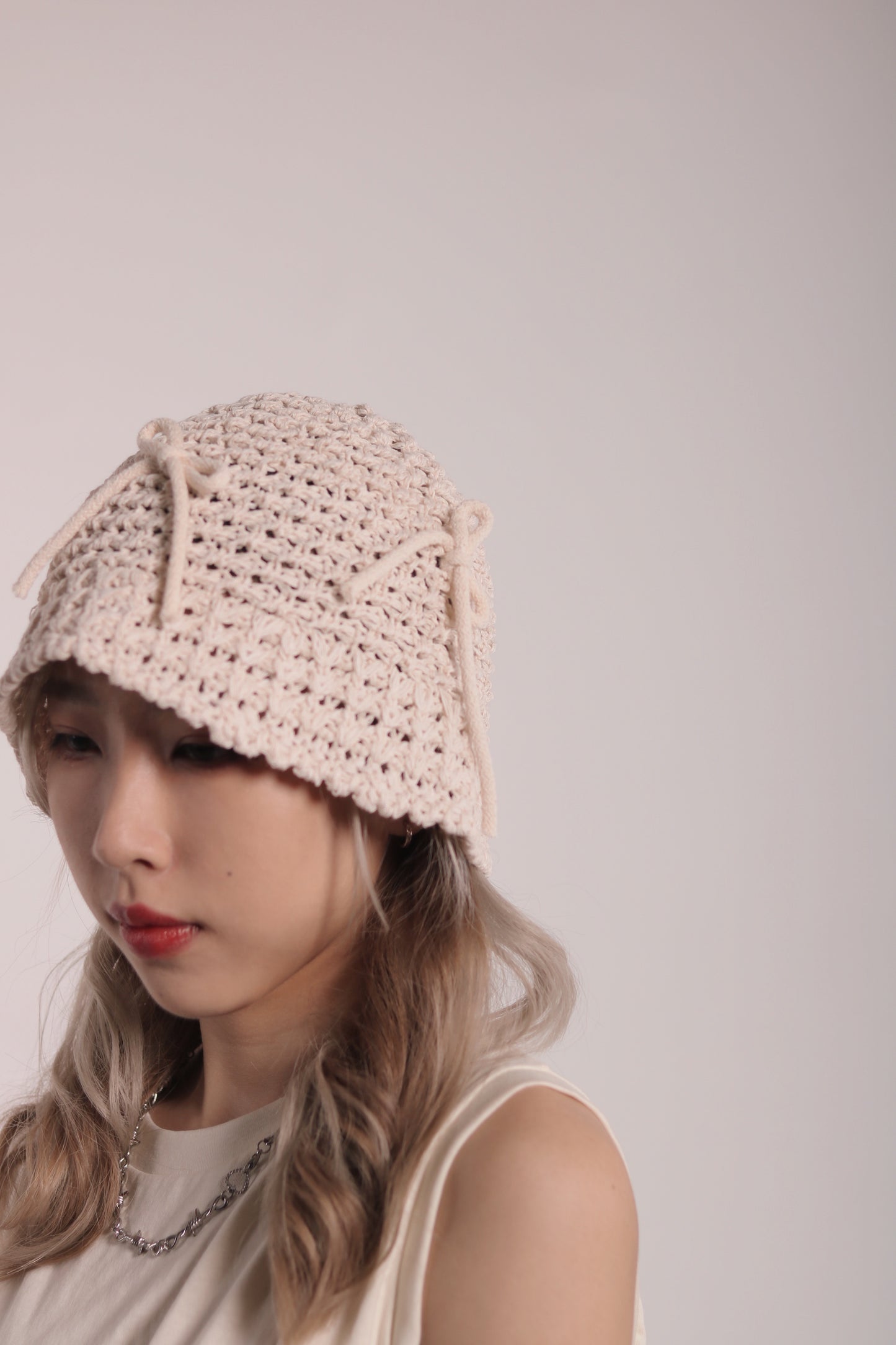 Ribbon Knit Hat (Black/Ivory)