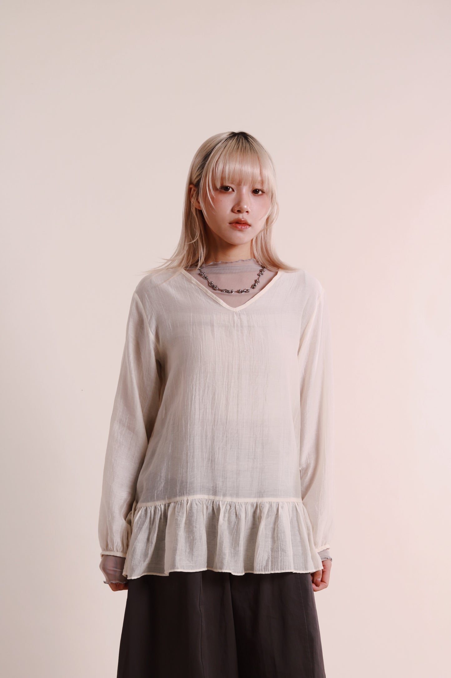 Doll Ruffle Blouse (Ivory)
