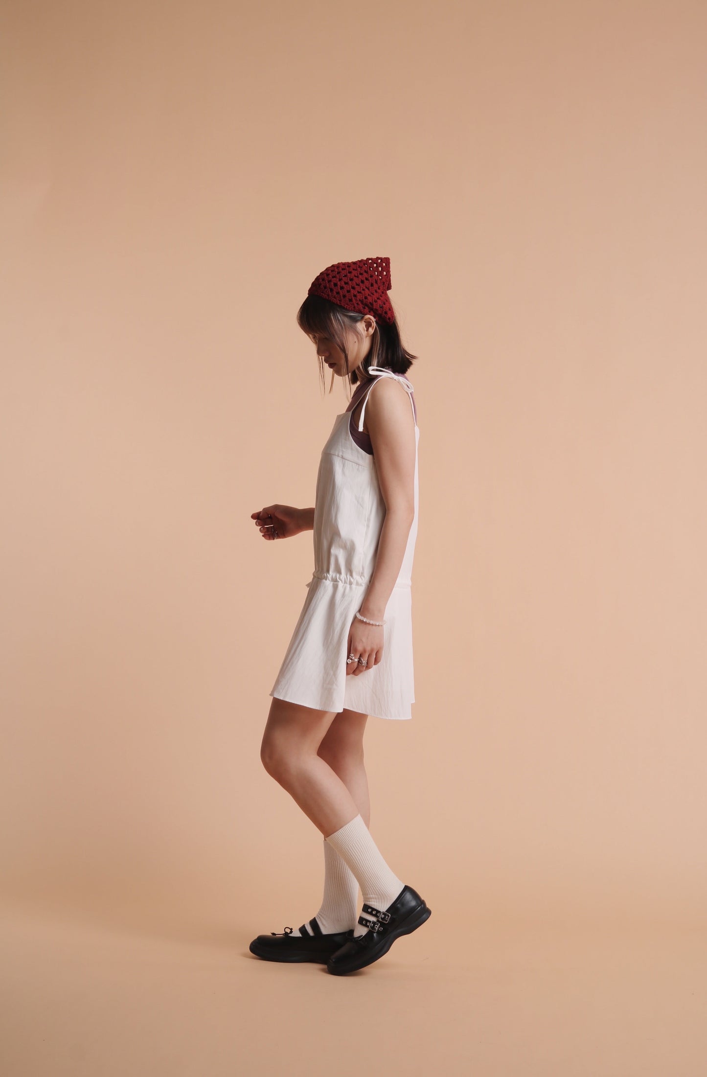 Triangle Head Scarf (Beige/Baby Blue/Black/Red)