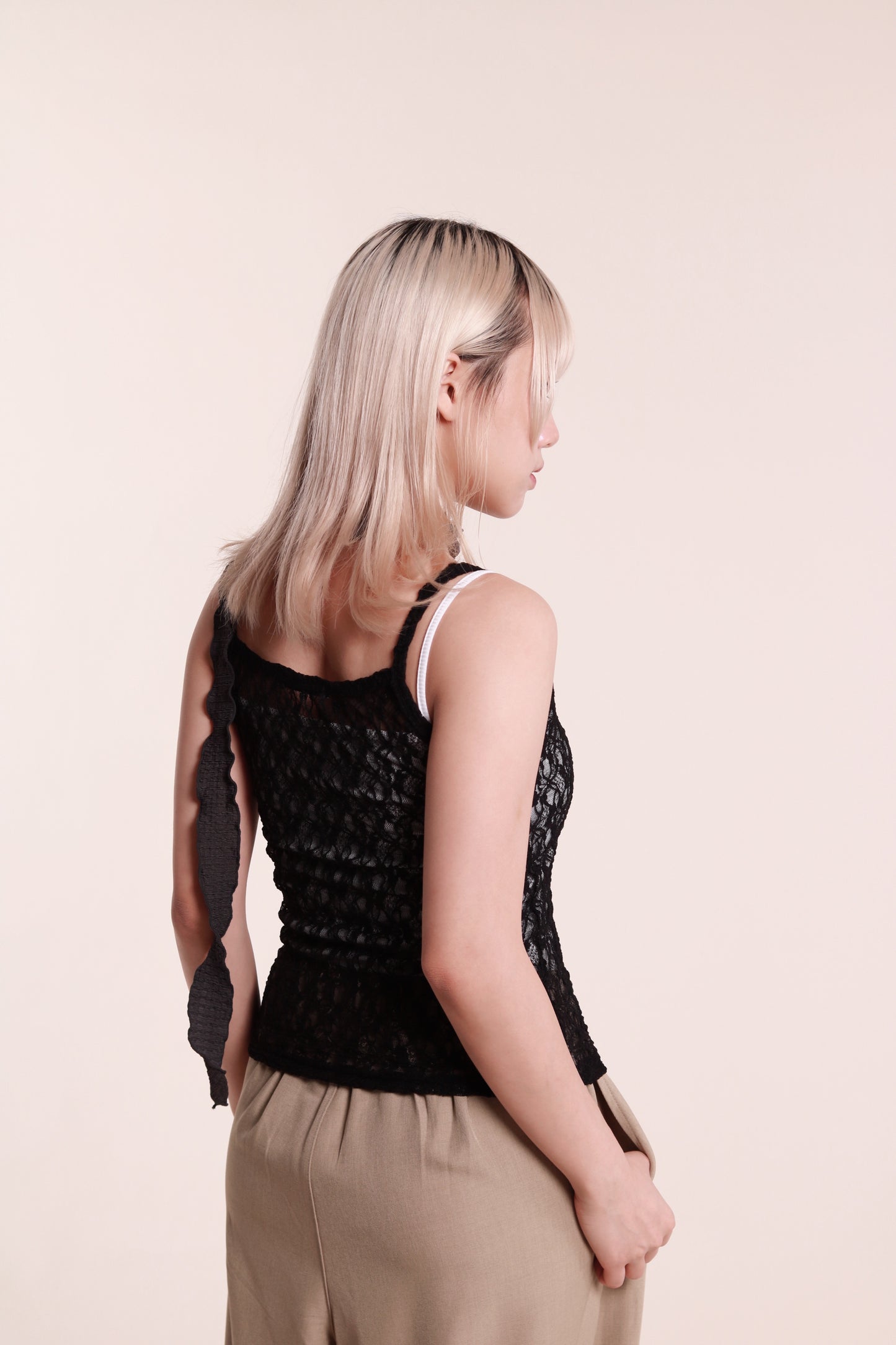 Mesh Sleeveless Top (Black)