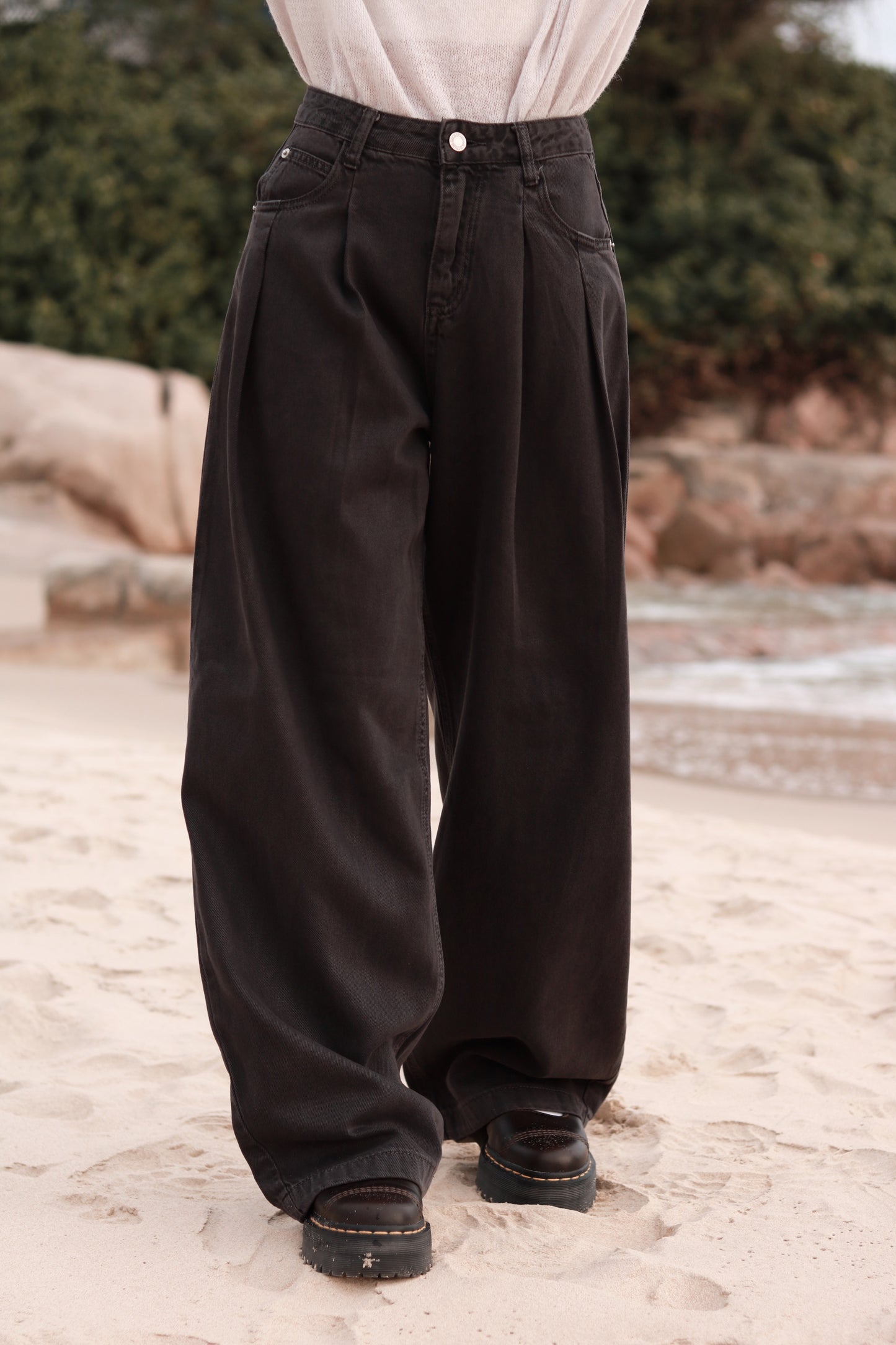 Beck Jeans (Charcoal)