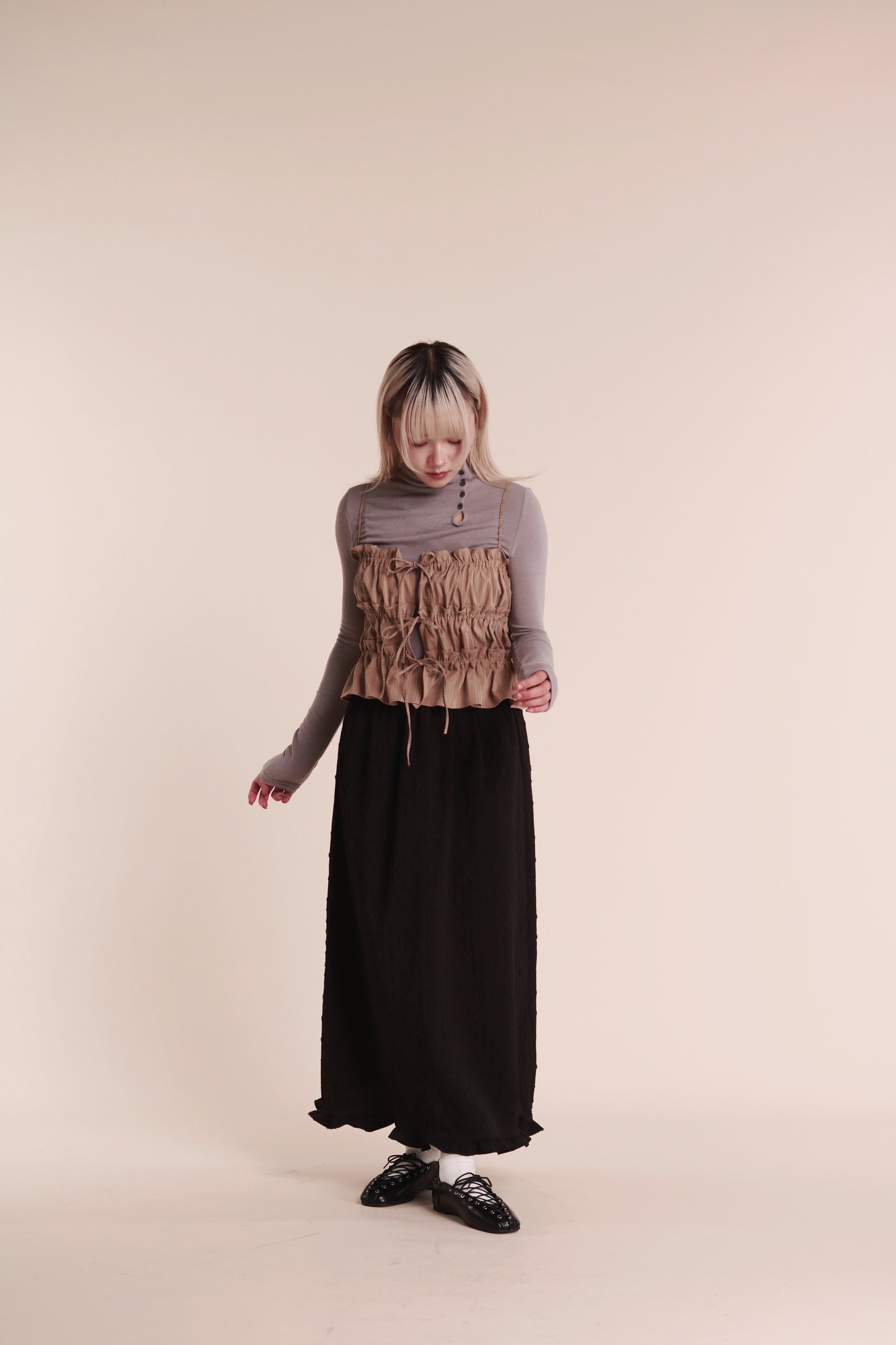 Gathered Ribbon Sleeveless Top (Beige)